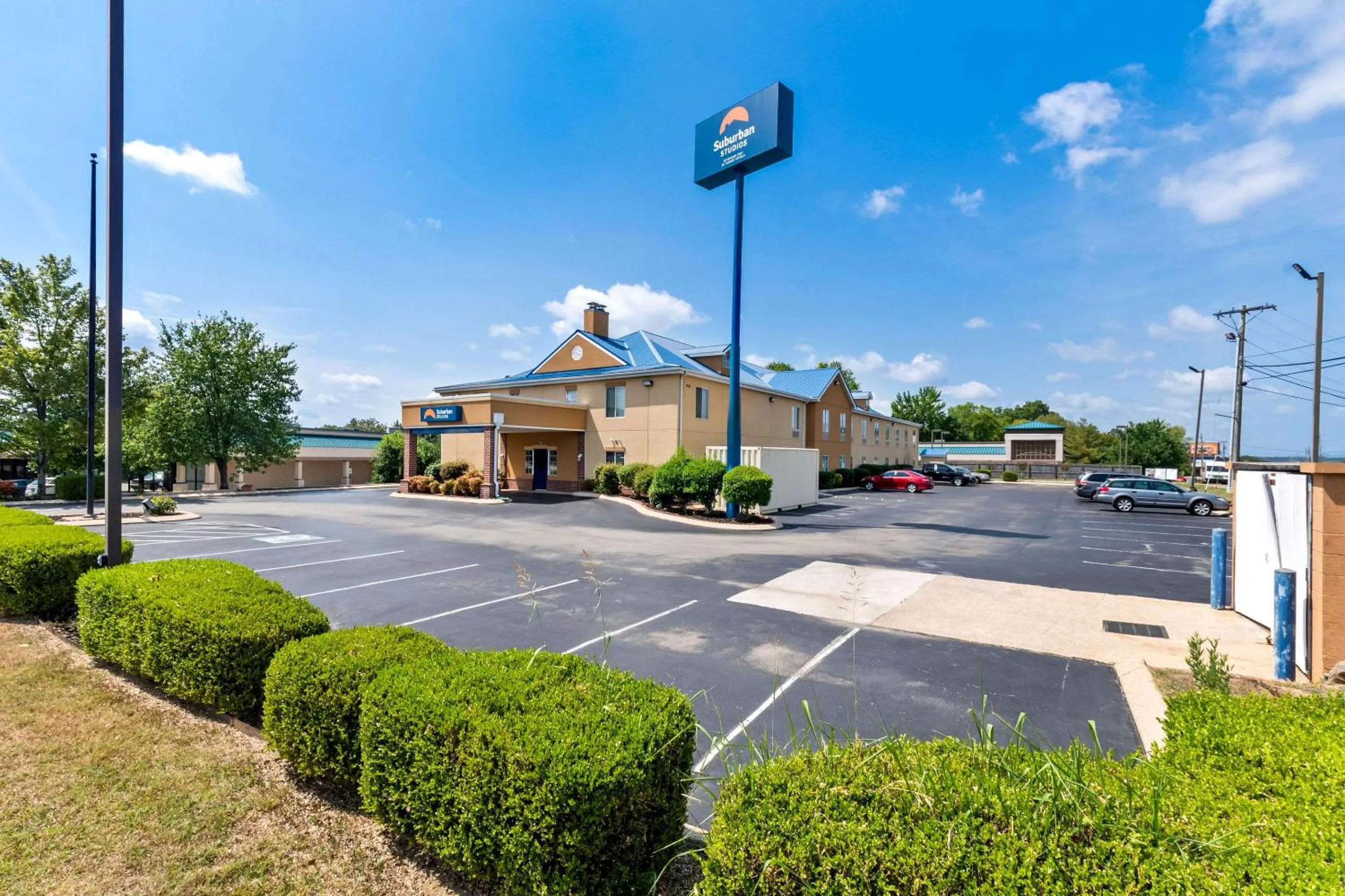 Property building in Suburban Studios Chattanooga Northeast - Ooltewah