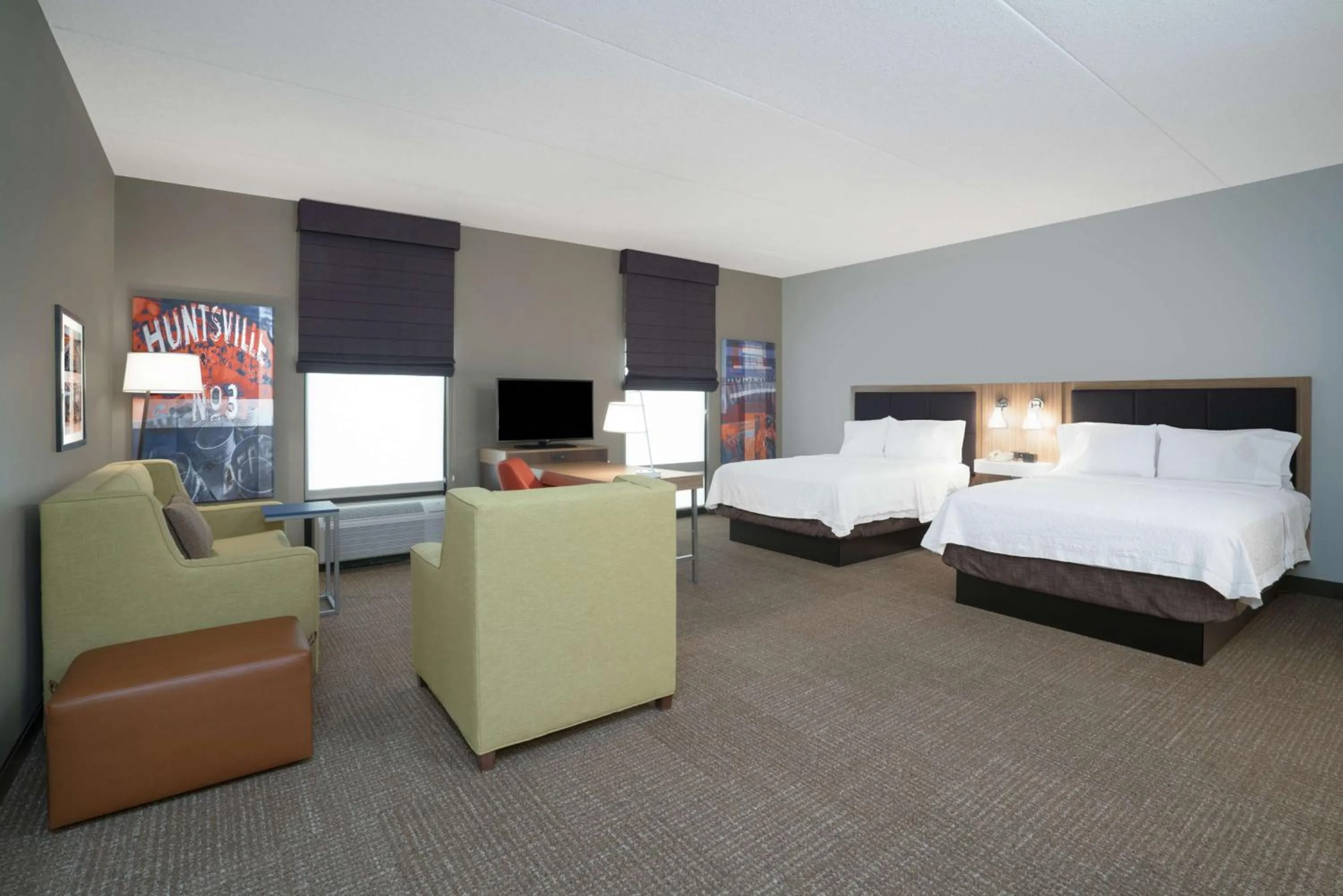 Bedroom, Bed in Hampton Inn Huntsville-Madison