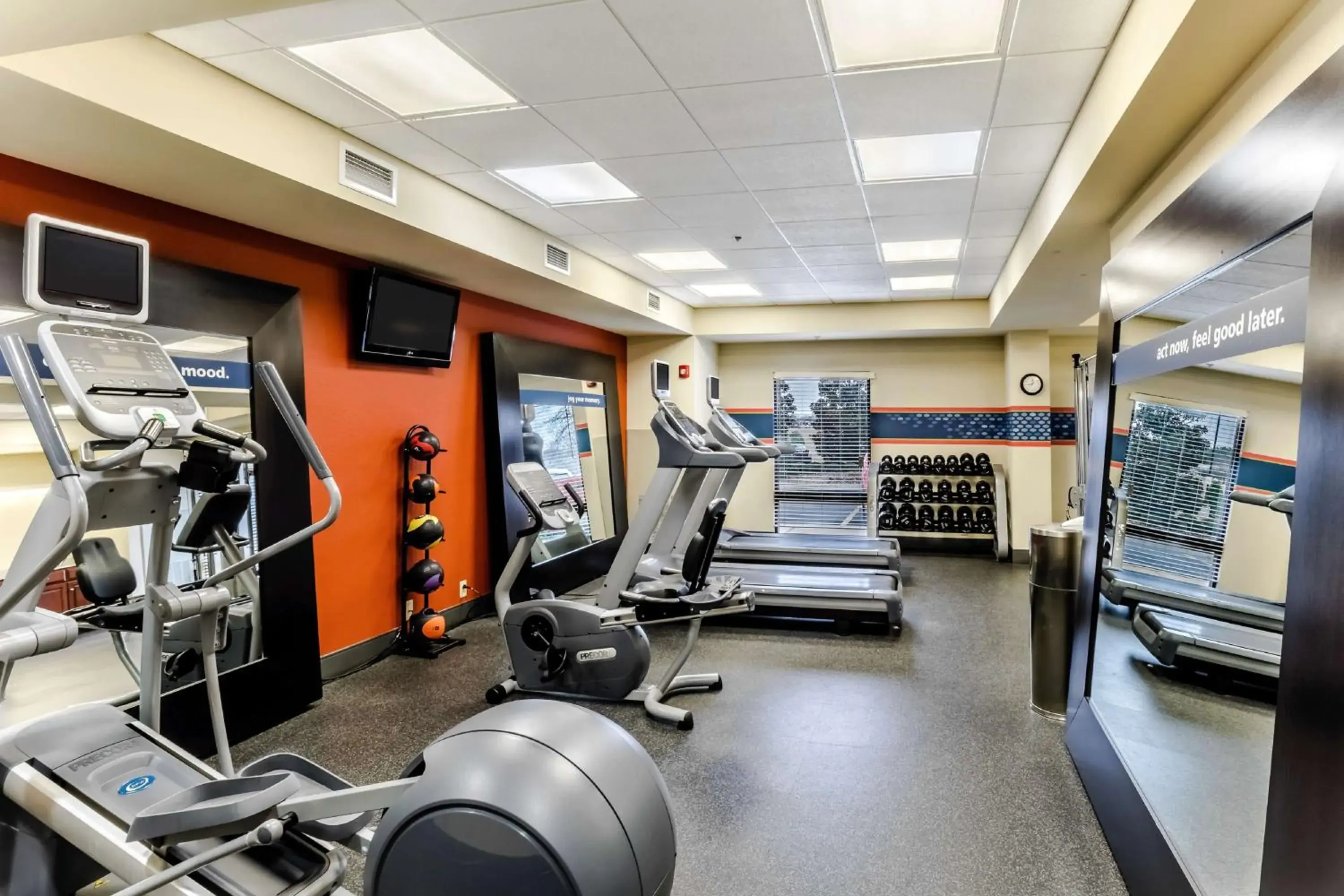 Fitness centre/facilities in Hampton Inn Huntsville-Madison Fitness centre/facilities in Hampton Inn Huntsville-Madison