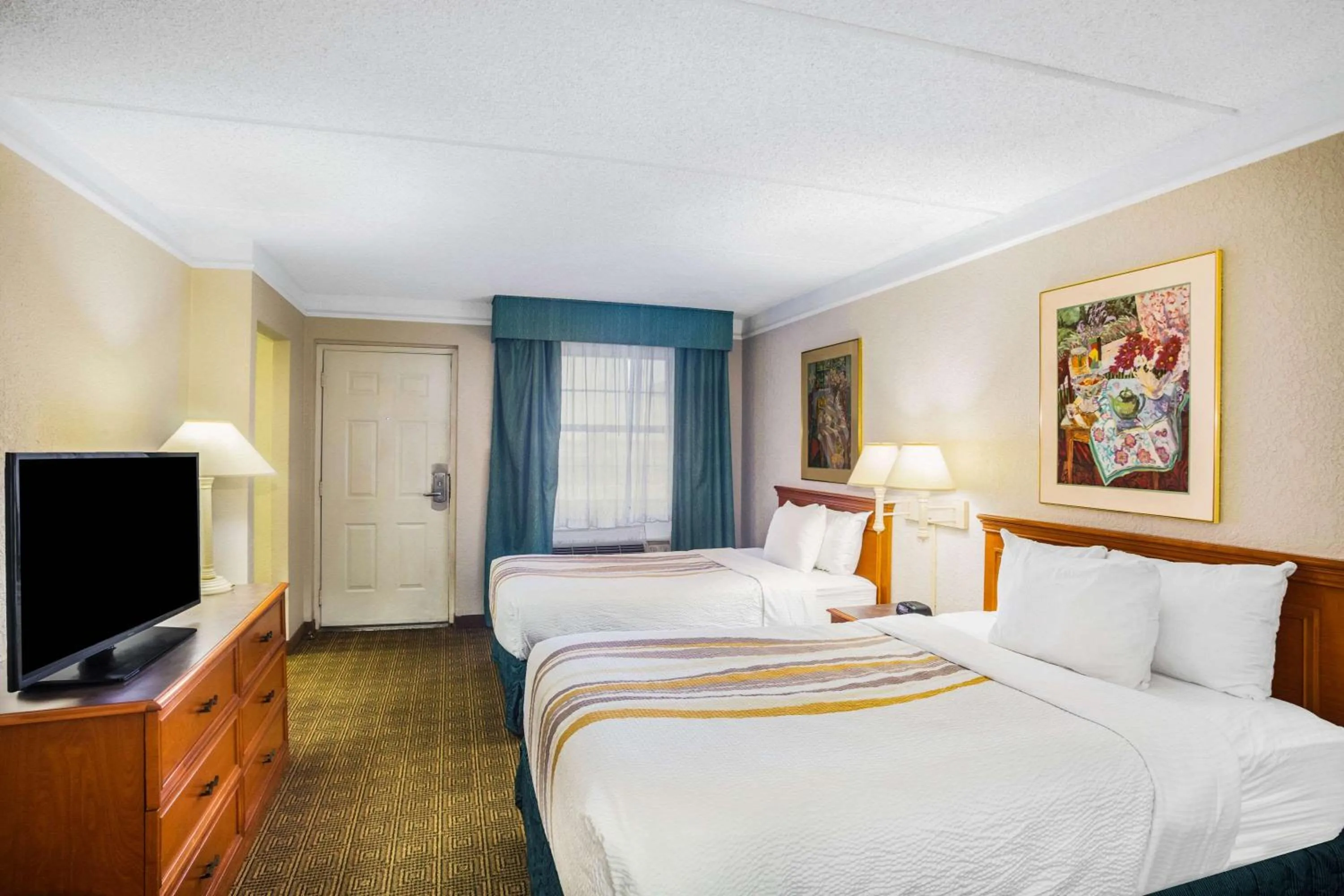 Bedroom, Bed in Super 8 by Wyndham Eagle Pass