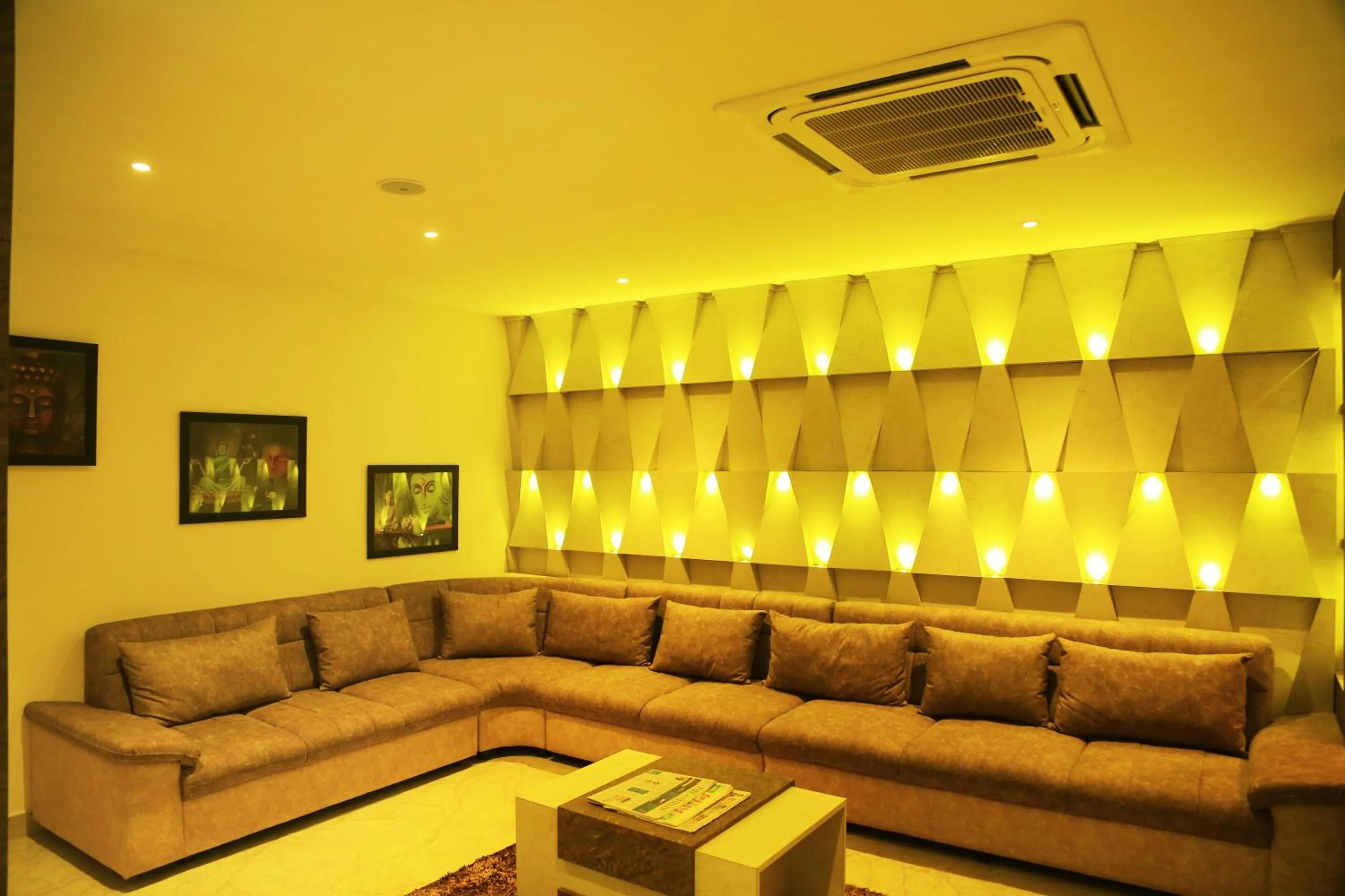 HOTEL KEK GRAND PARK