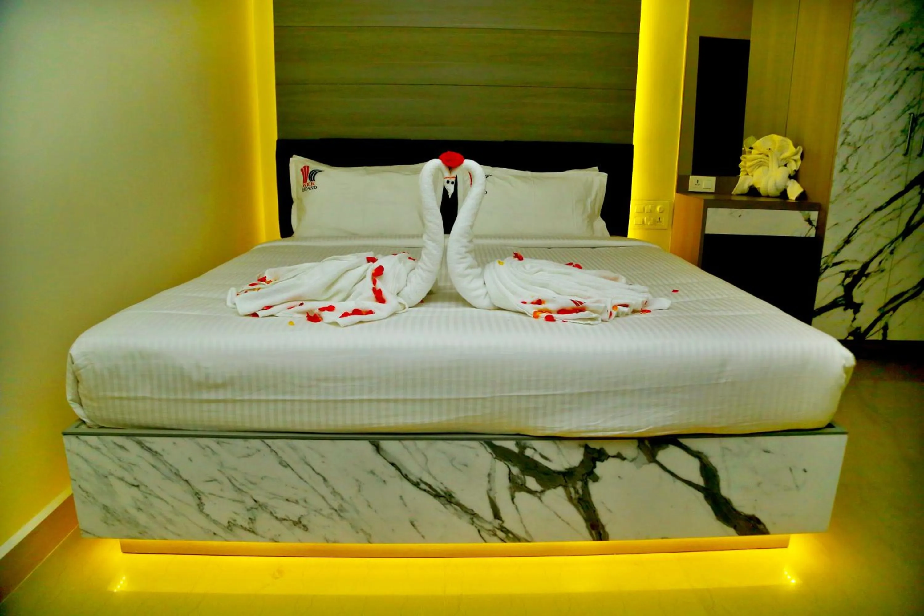 Bed in HOTEL KEK GRAND PARK