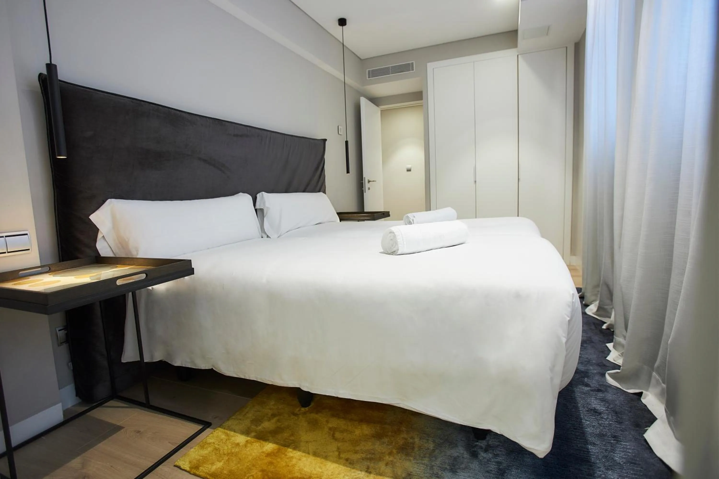 Bedroom, Bed in U-Sense Madrid Santa Ana