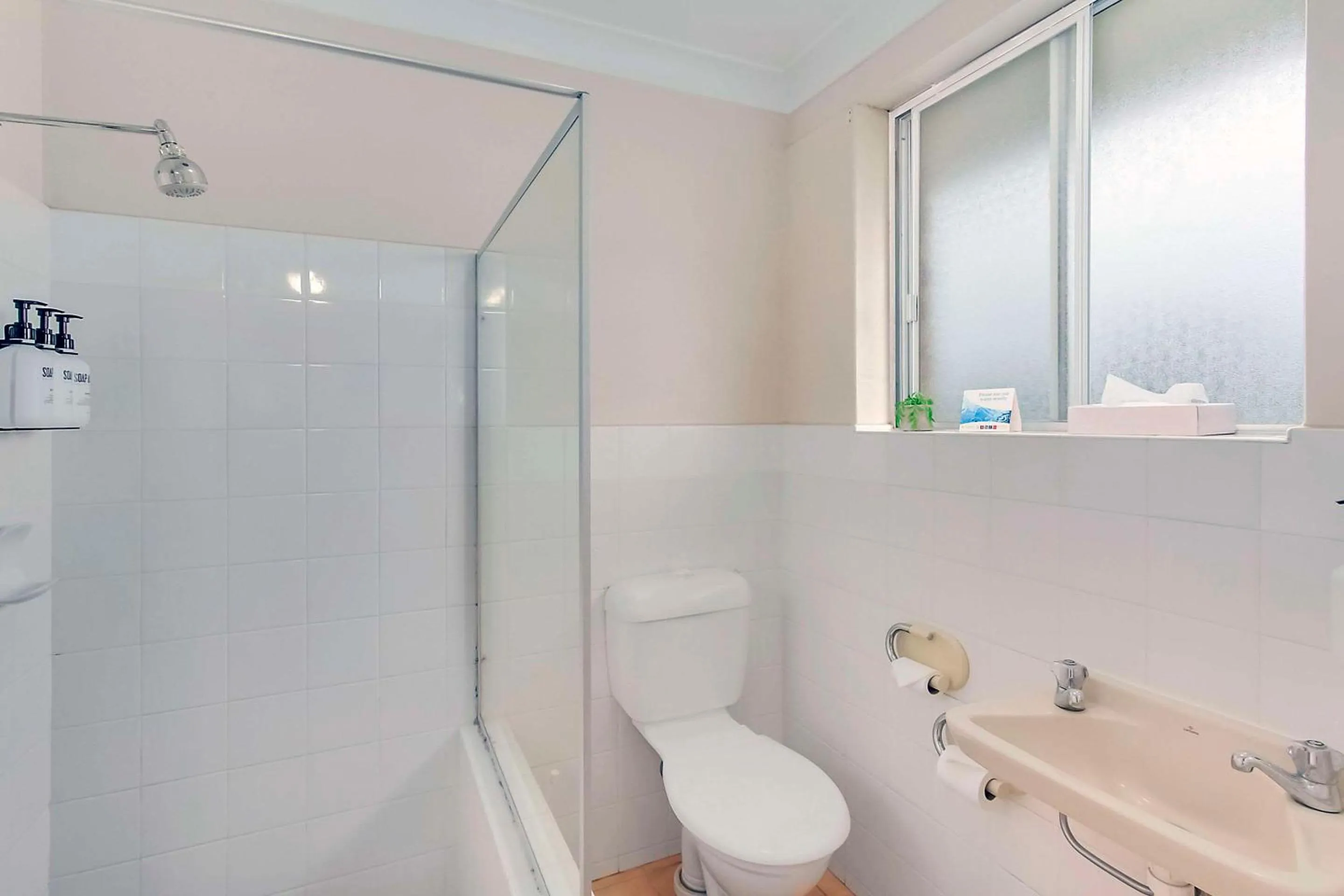 Bedroom in Econo Lodge Savannah Park Tamworth