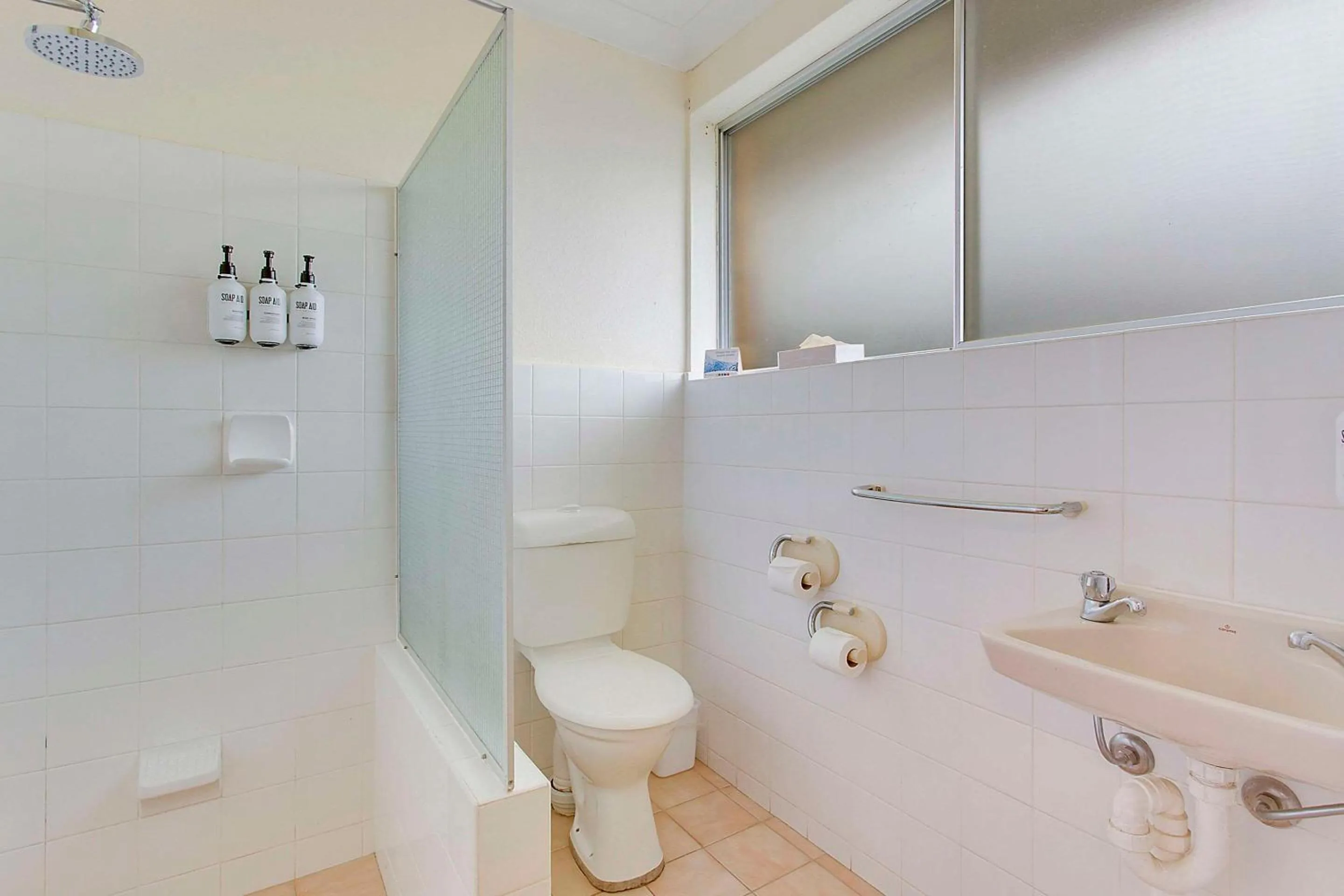 Bedroom in Econo Lodge Savannah Park Tamworth