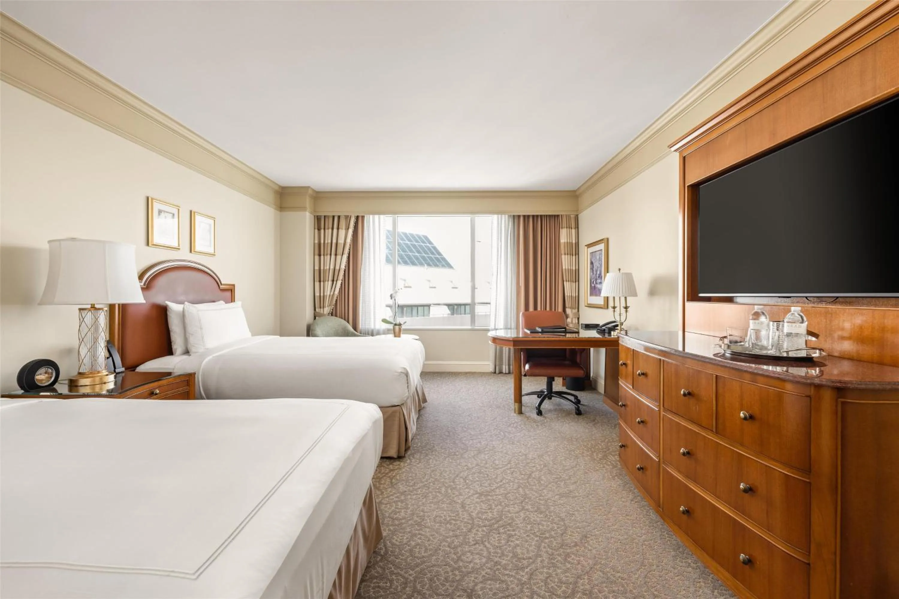 Bedroom, Bed in Conrad Indianapolis