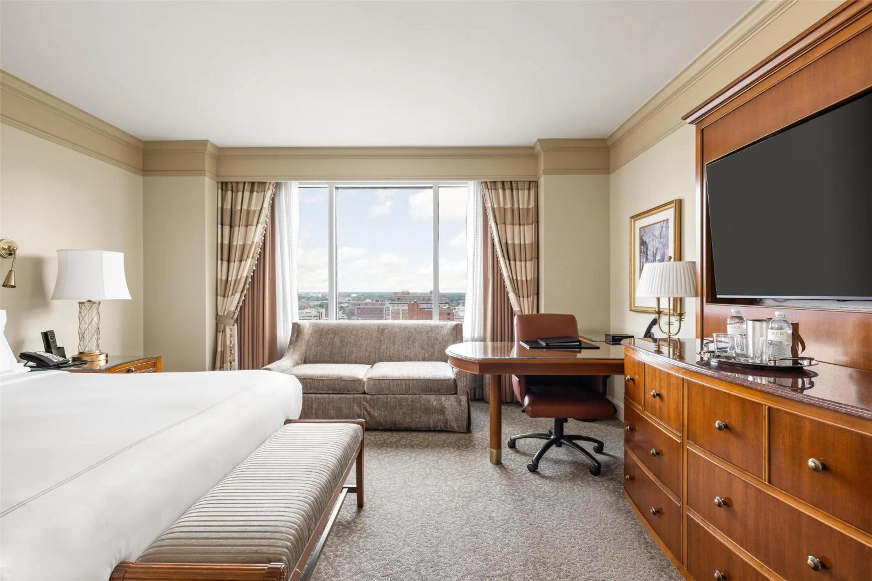 Bedroom, Bed in Conrad Indianapolis