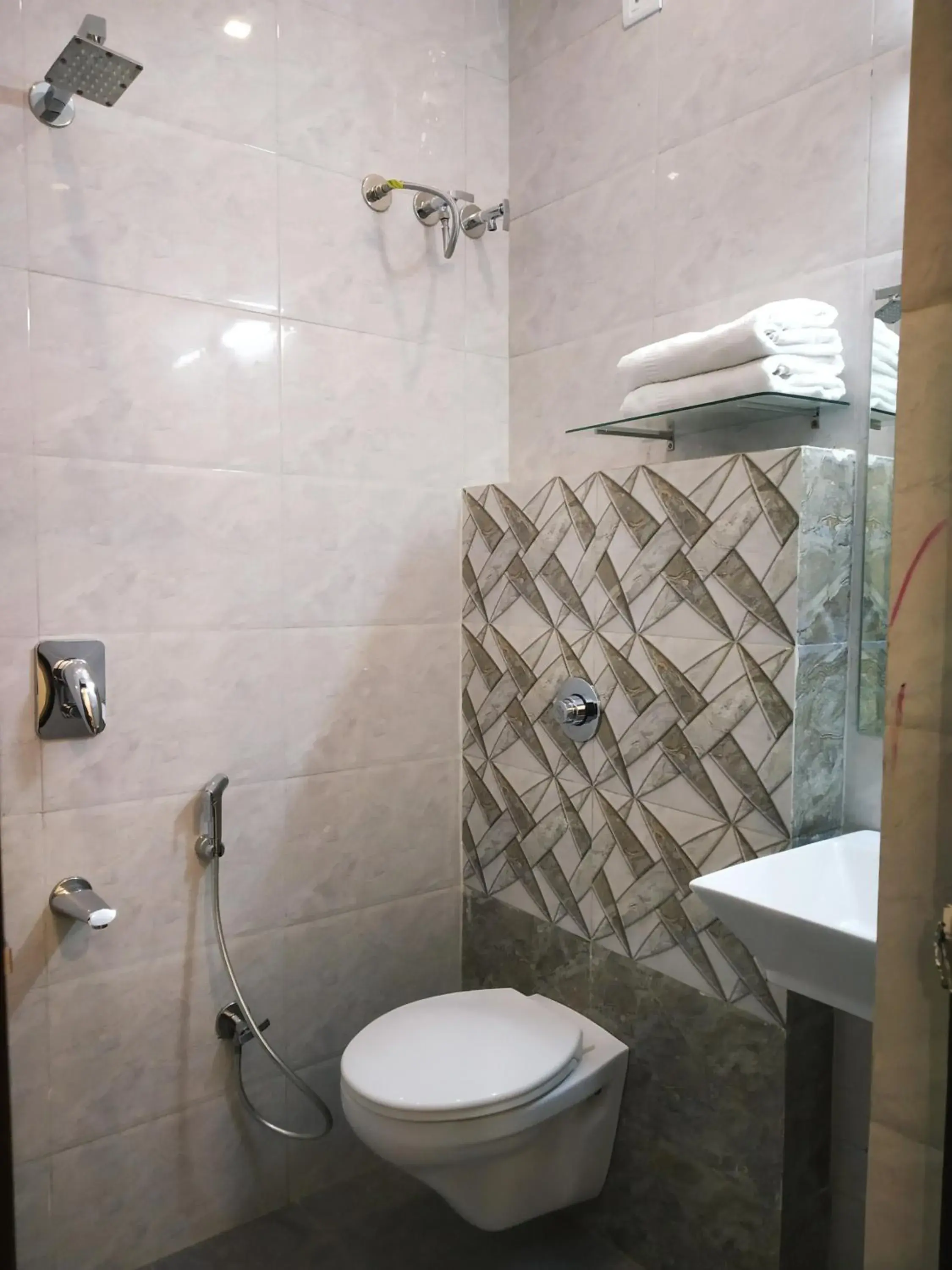 Standard Double Room in Hotel Suryansh Standard Double Room in Hotel Suryansh