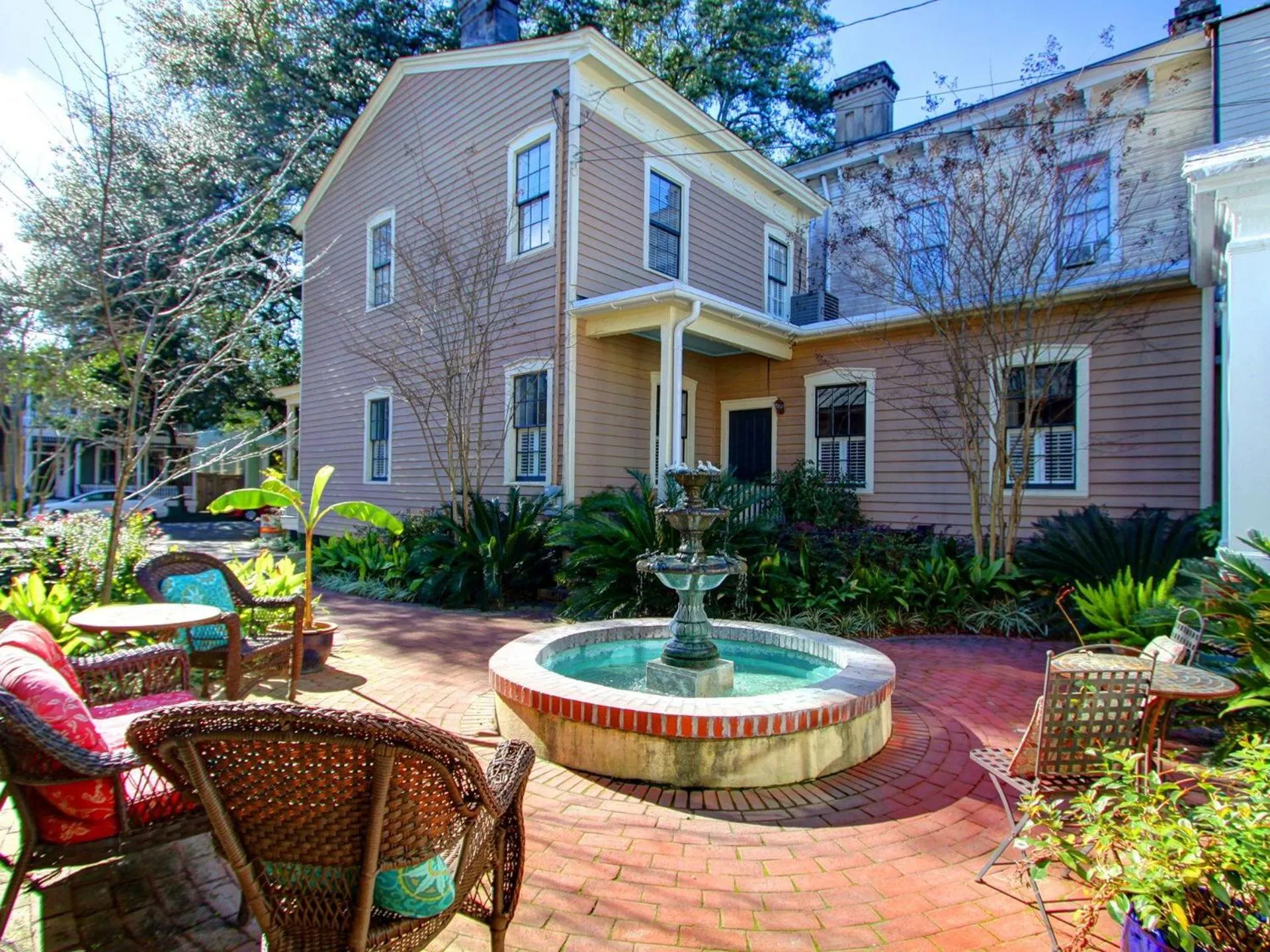 Fountain View Cottage