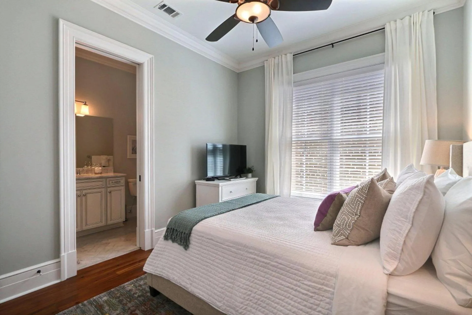 Bed in Congress Street Retreat