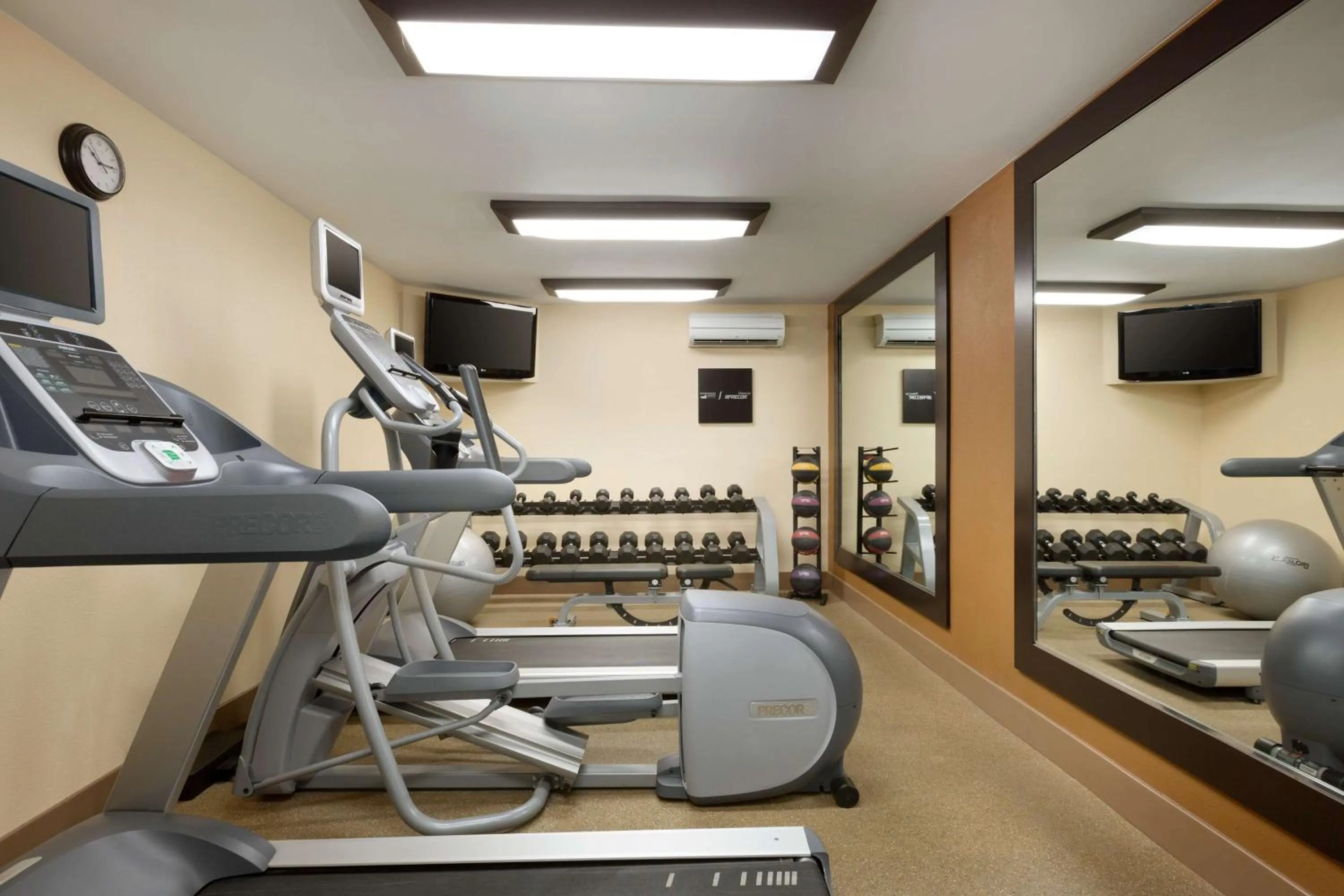 Fitness centre/facilities in Homewood Suites by Hilton Houston-Westchase
