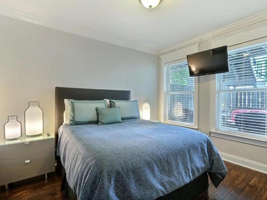 Bed in Down Under Winslow