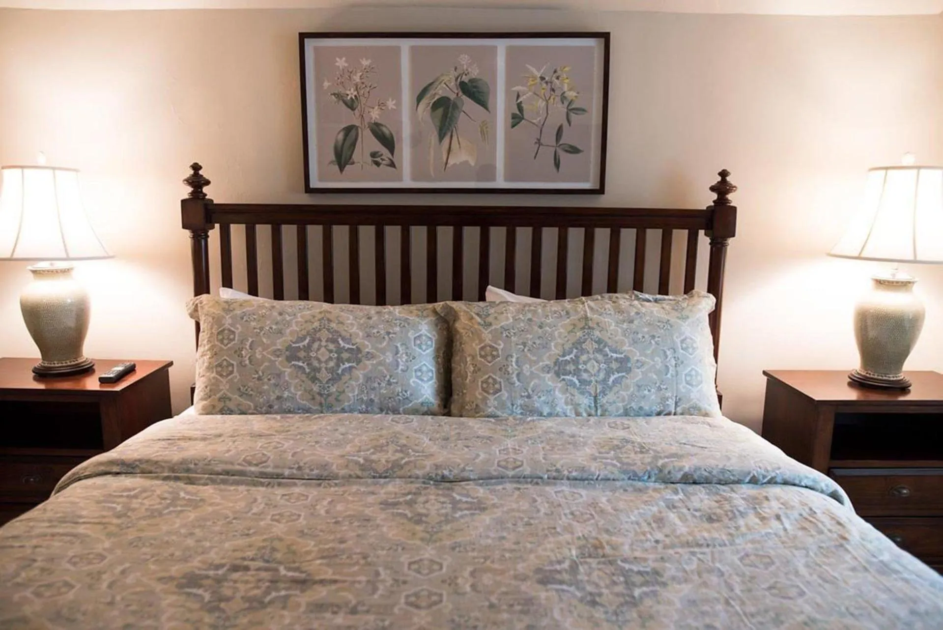 Bed in Orleans Square