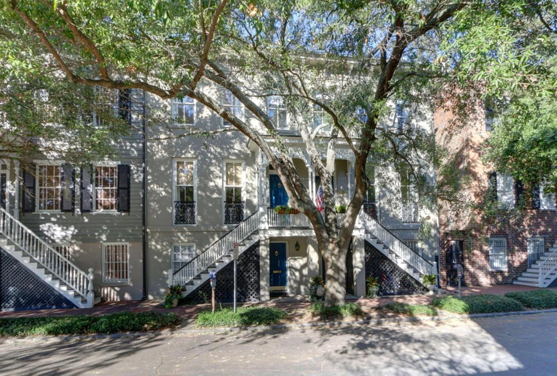 Isaac LaRoche Estate