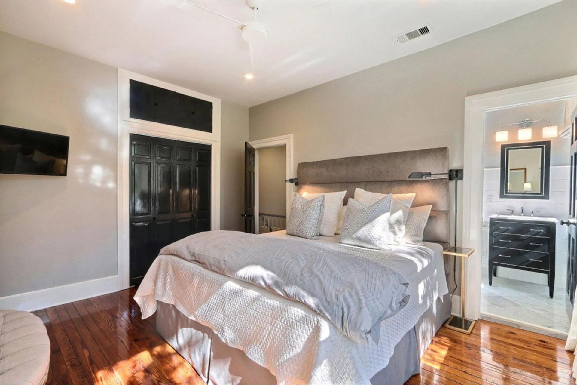 Bed in Isaac LaRoche Estate