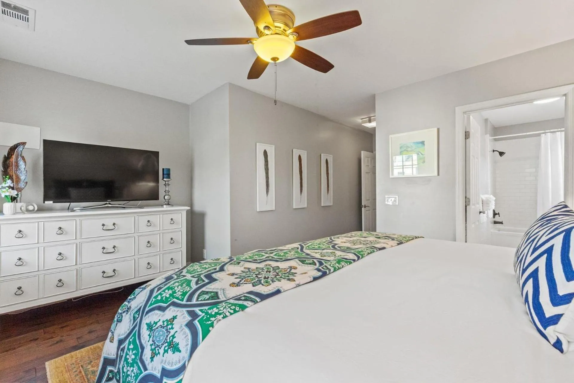 Bed in Southern Belle