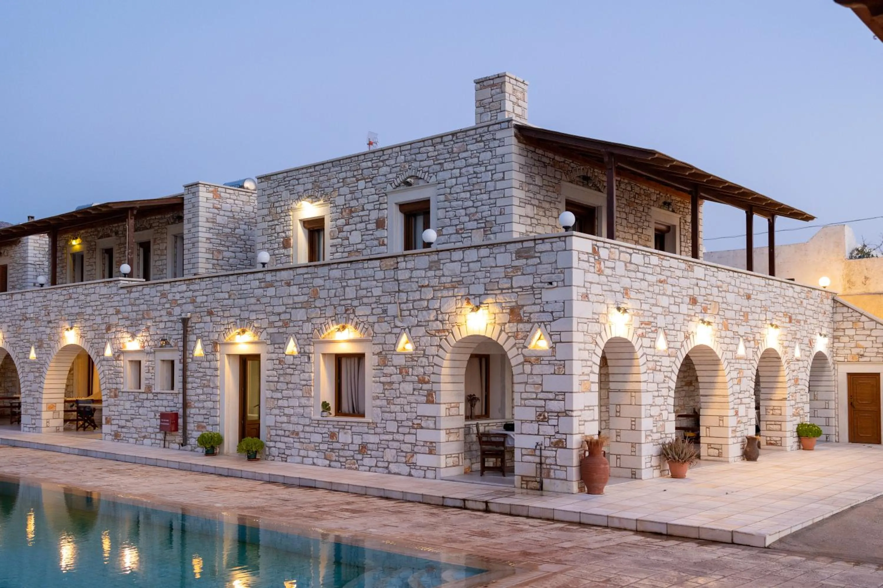 Property building in Avgerinos Village