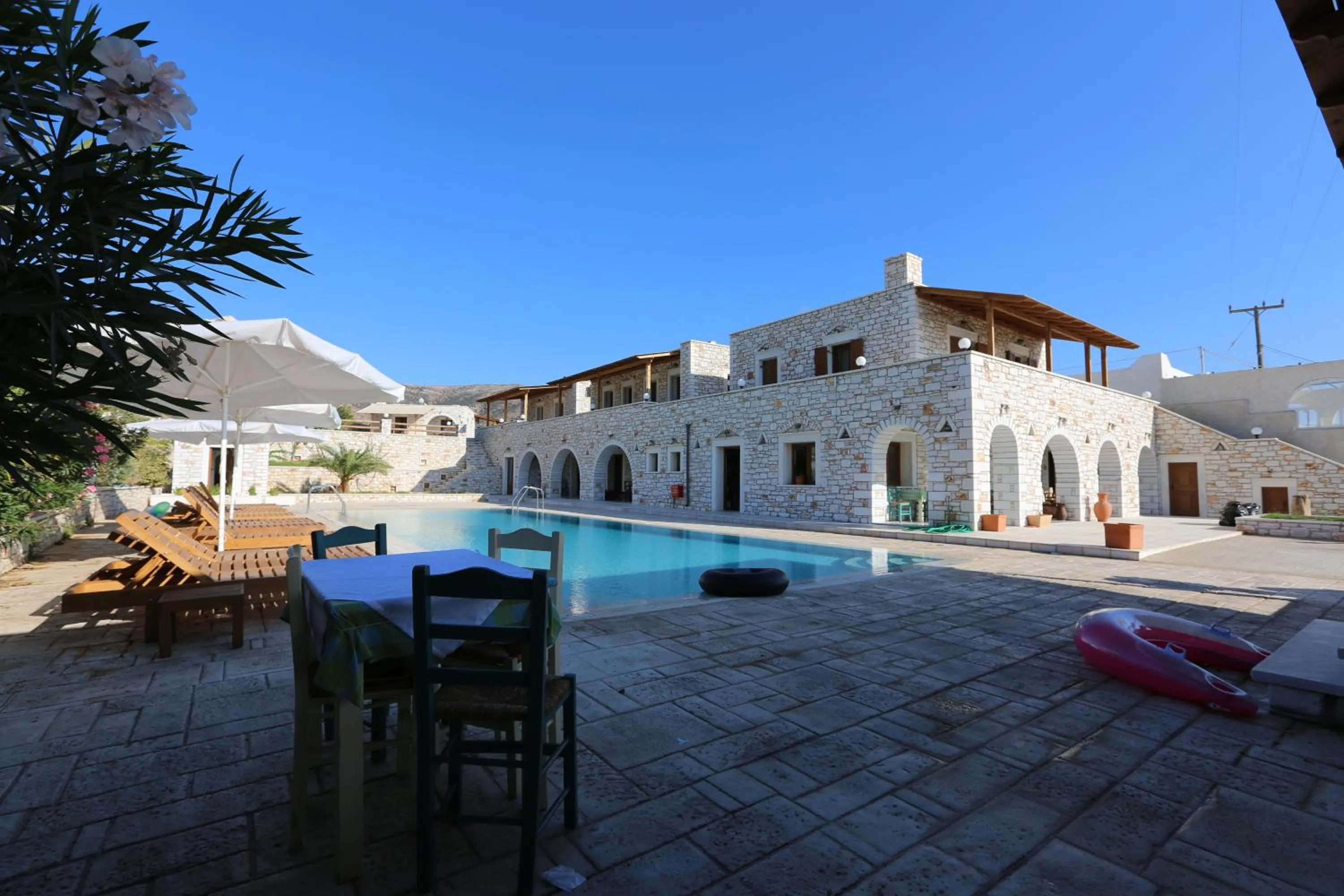 Swimming pool in Avgerinos Village