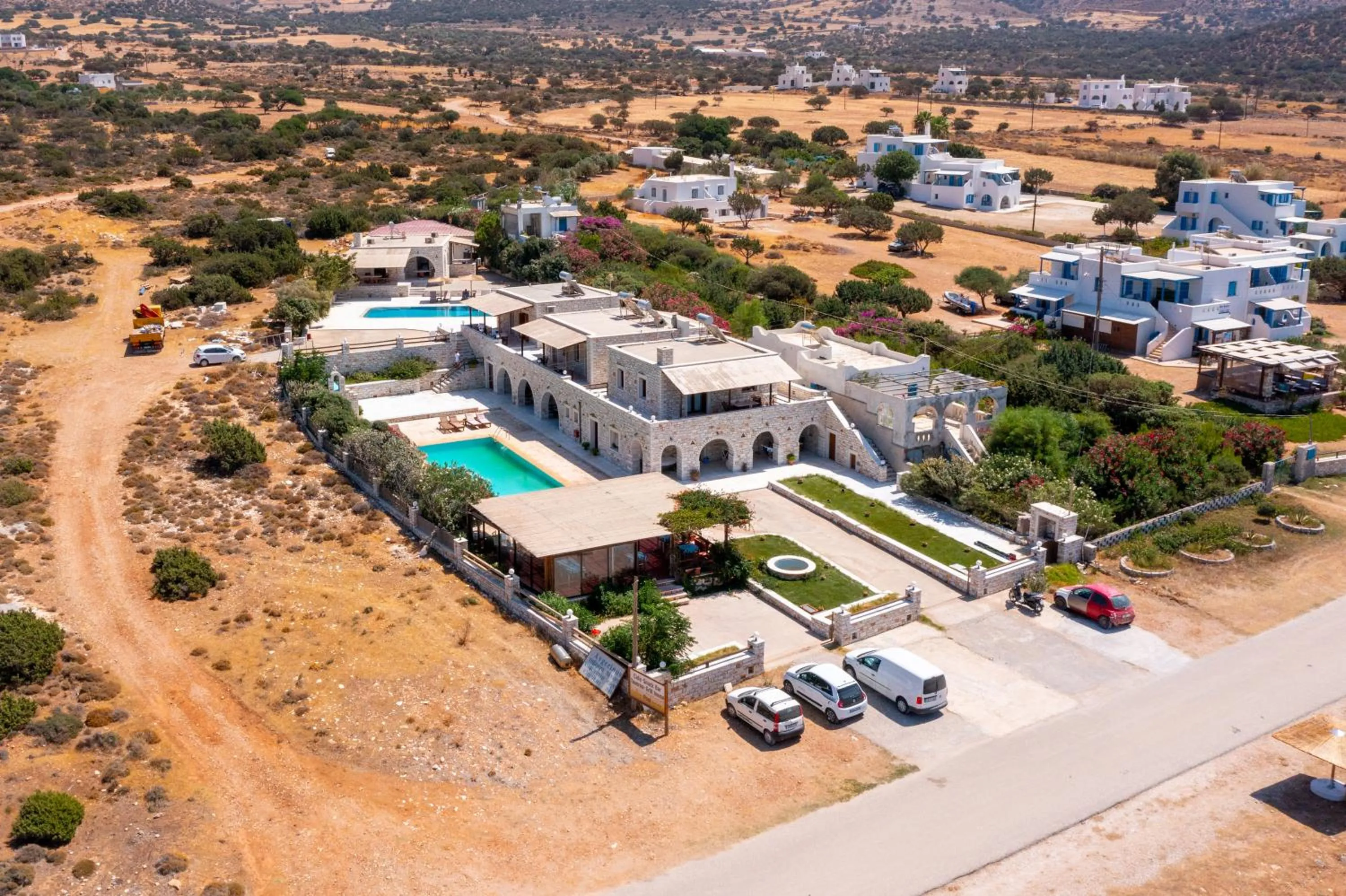 Property building in Avgerinos Village