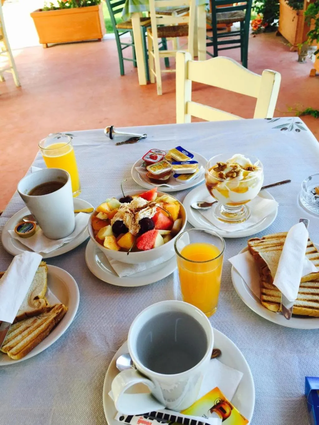 Restaurant/places to eat in Avgerinos Village