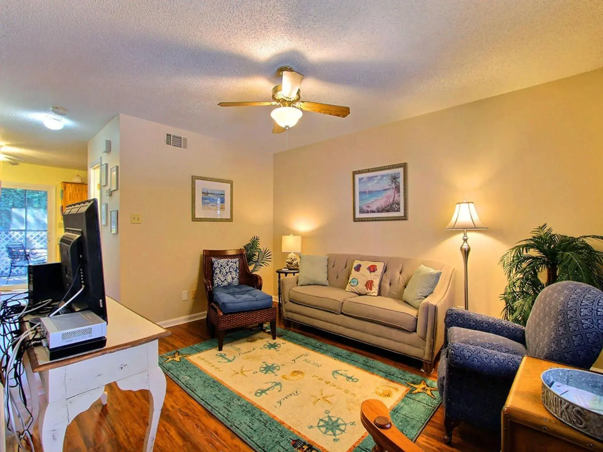 Donna`s Escape Donna`s Escape