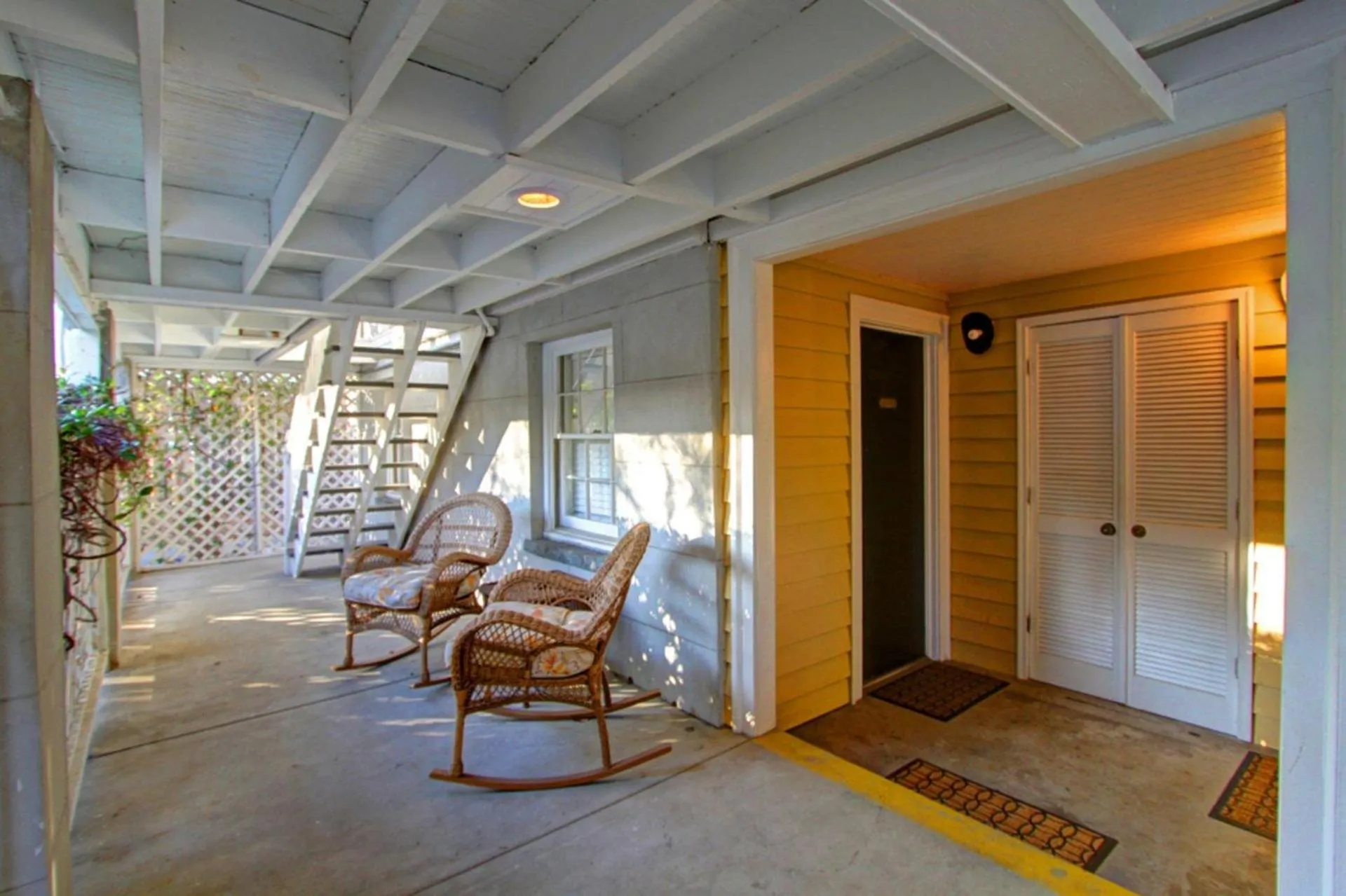 Bird Baldwin Magnolia Suite