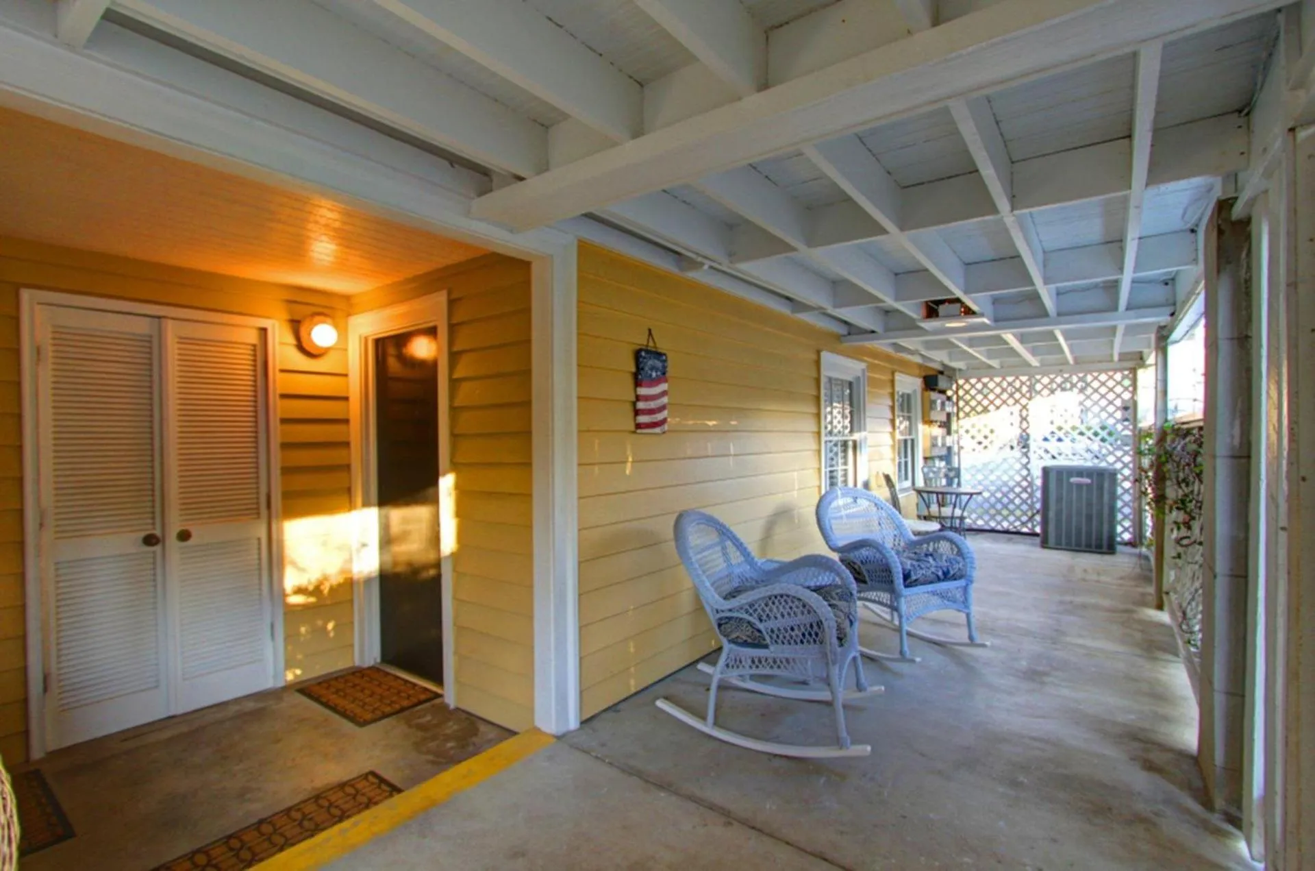 Bird Baldwin Magnolia Suite