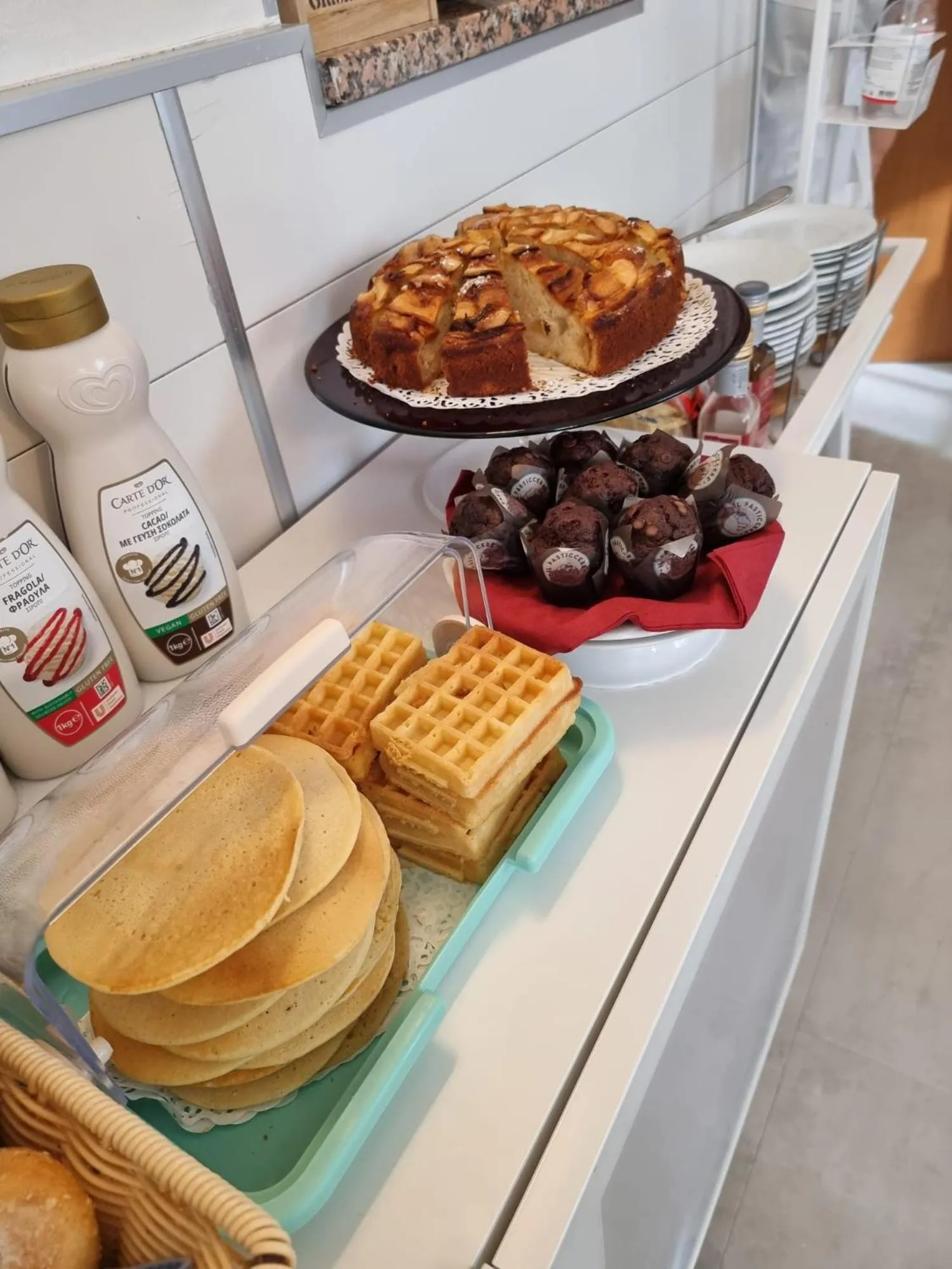 Buffet breakfast in Hotel Orchidea