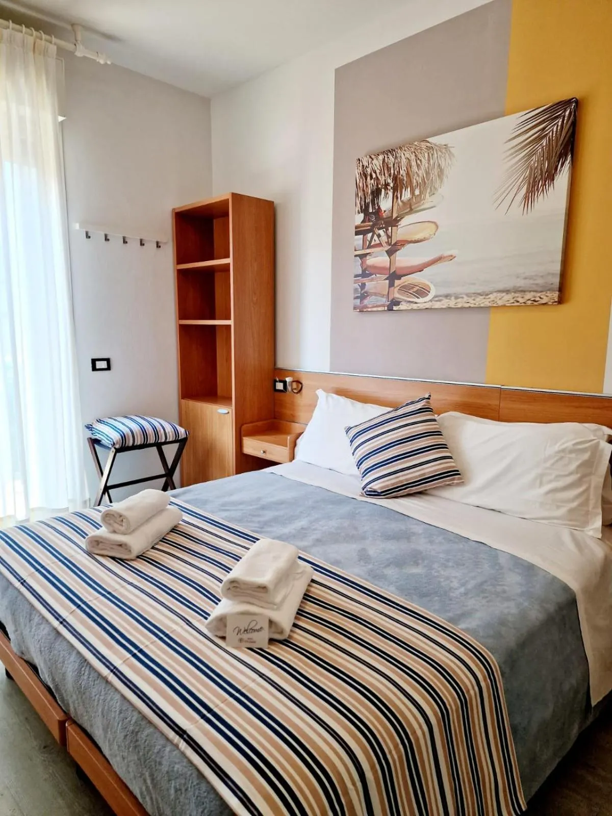 Bed in Hotel Orchidea
