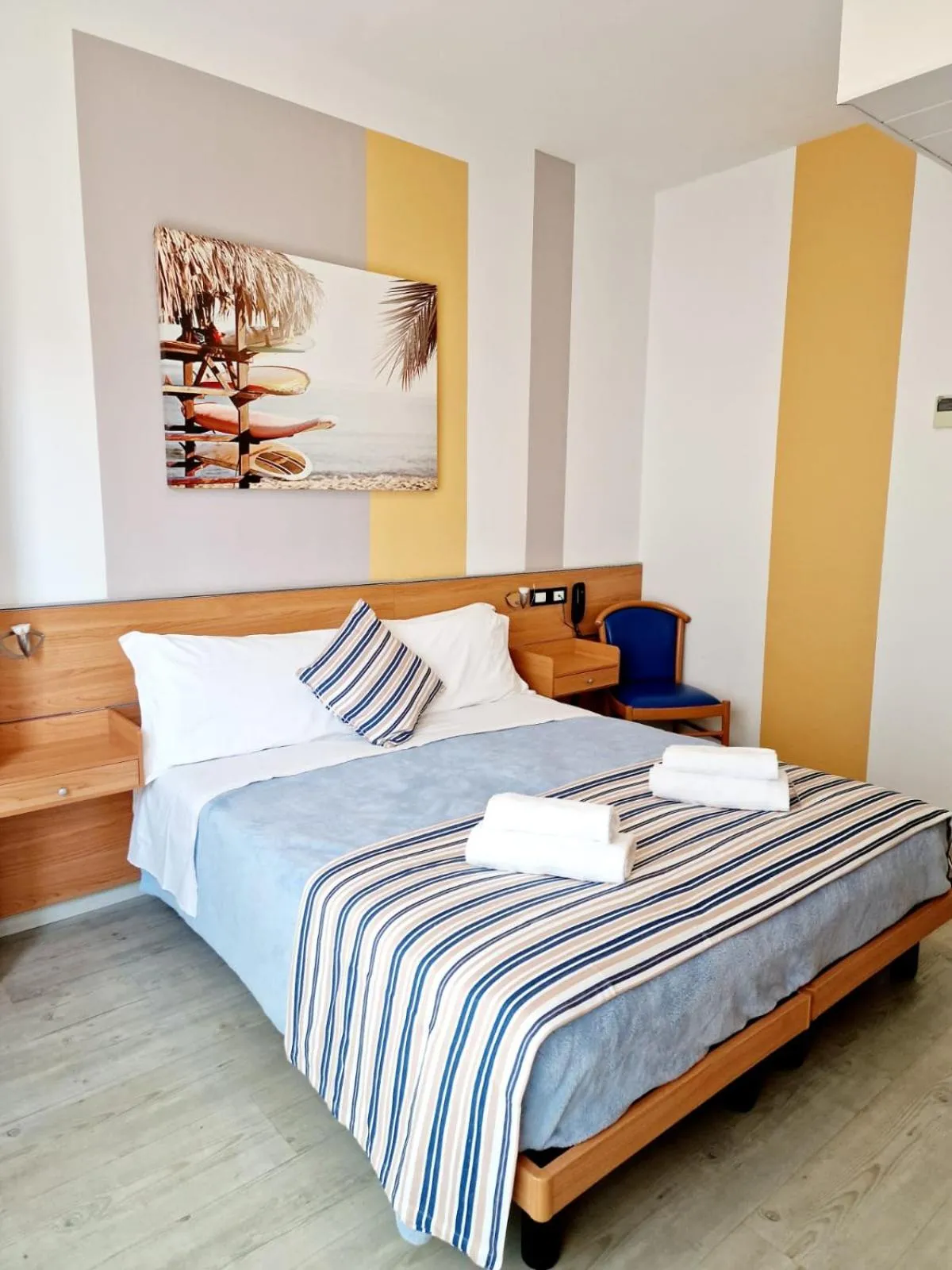 Bed in Hotel Orchidea