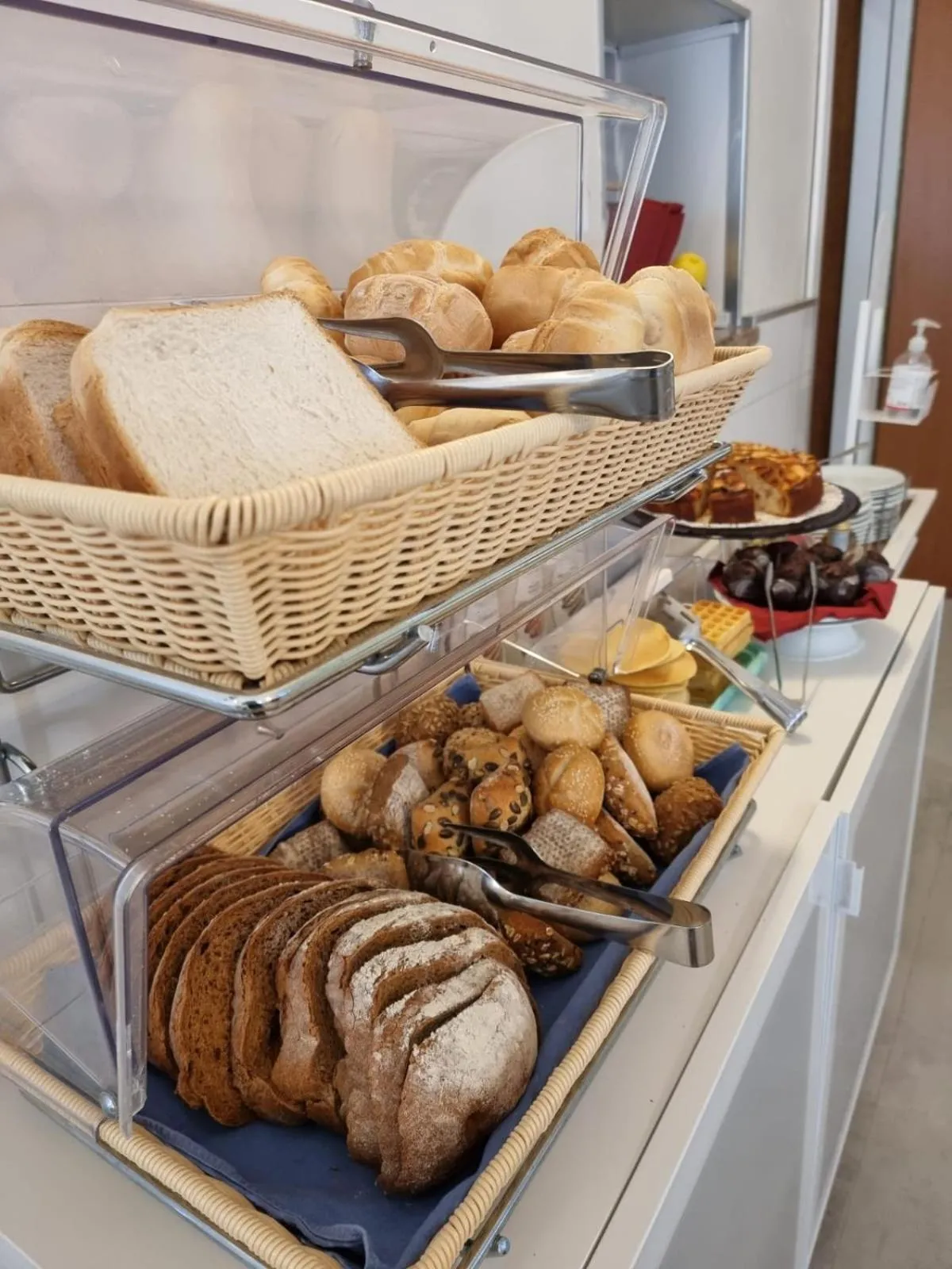 Buffet breakfast in Hotel Orchidea