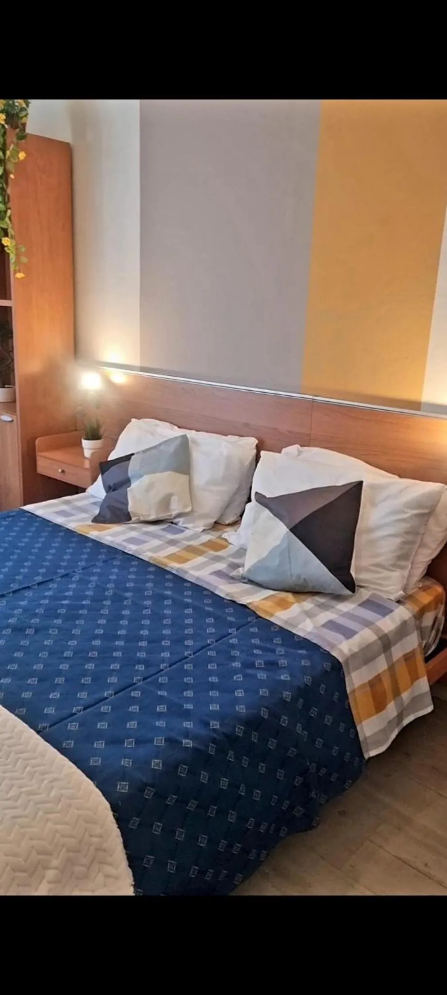 Bed in Hotel Orchidea