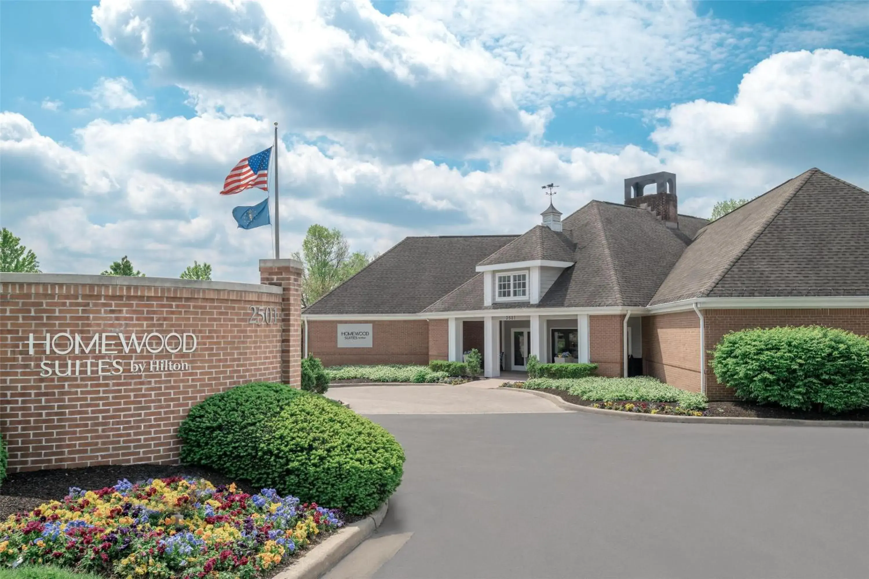 Property building in Homewood Suites by Hilton Indianapolis At The Crossing Property building in Homewood Suites by Hilton Indianapolis At The Crossing