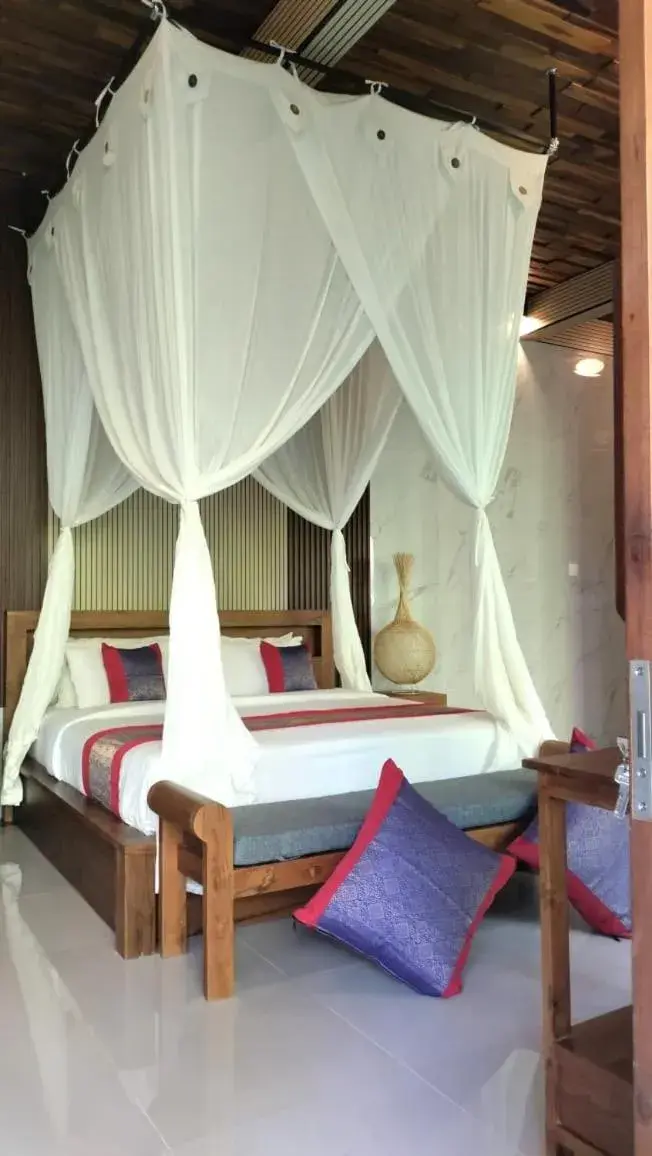 Three-Bedroom Villa with Private Pool in Baruna Sari Villa Three-Bedroom Villa with Private Pool in Baruna Sari Villa