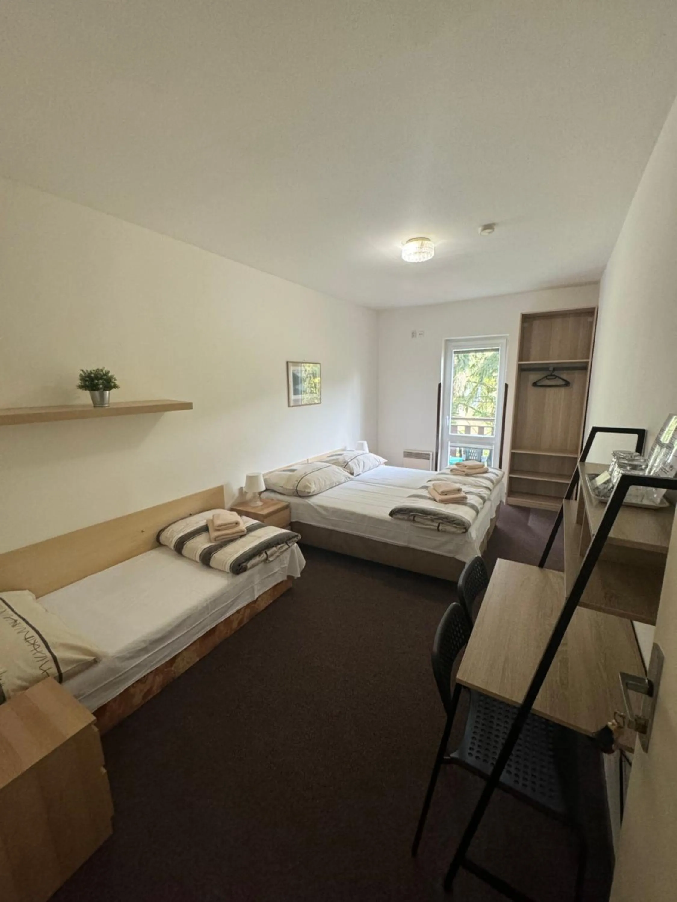 Bed in Hotel Formule