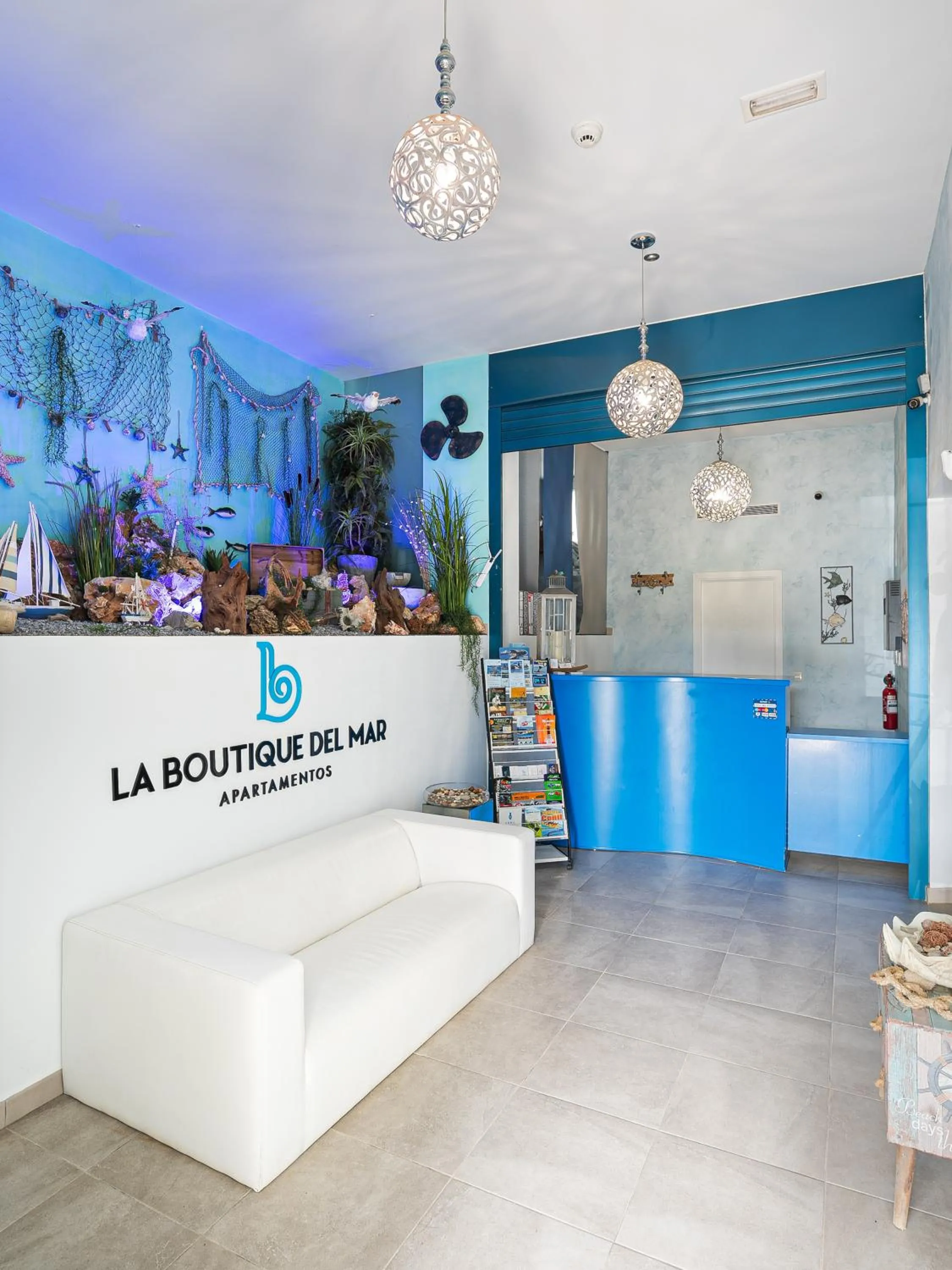 Lobby or reception in Apartamentos Turísticos La Boutique del Mar