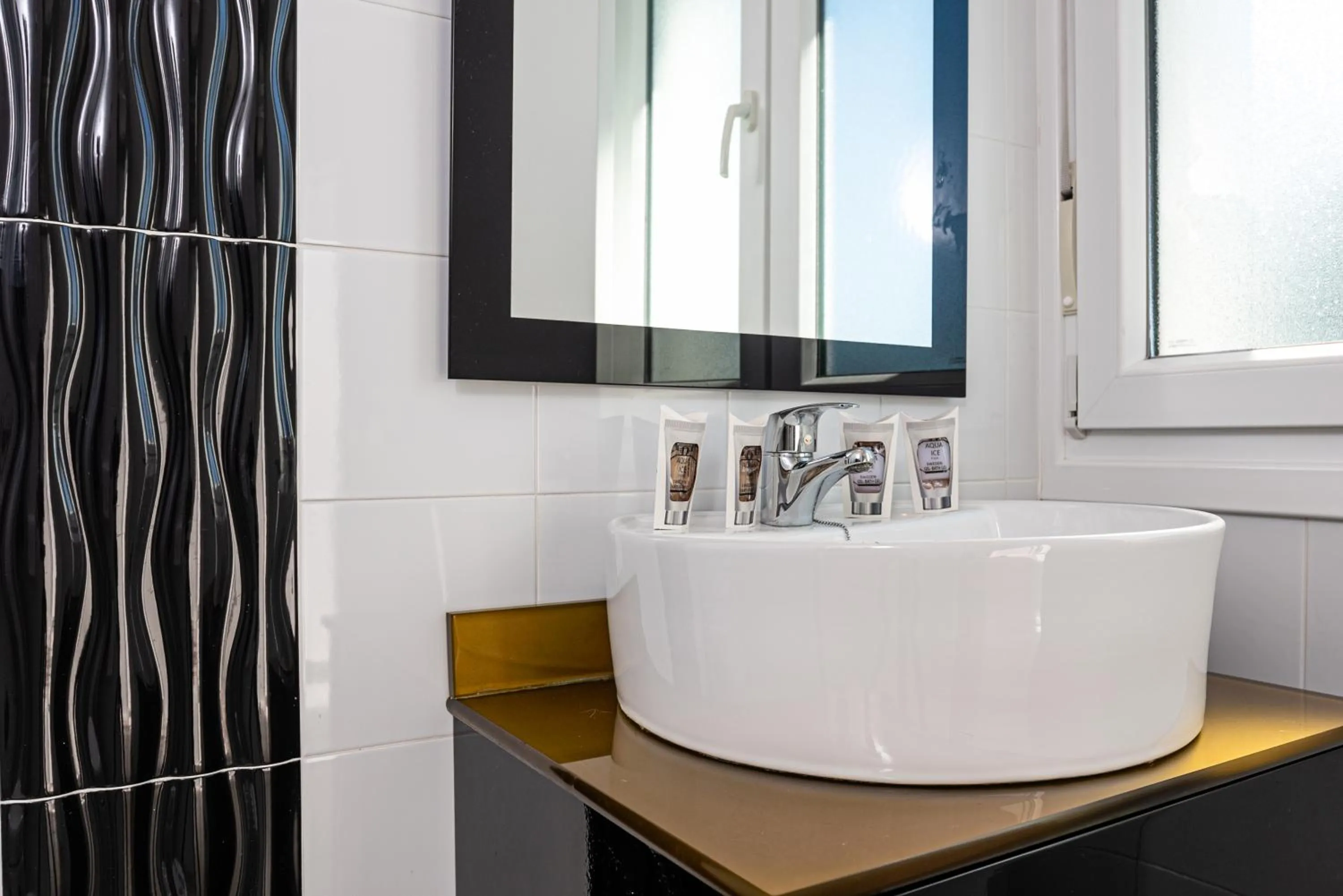 Bathroom in Apartamentos Turísticos La Boutique del Mar