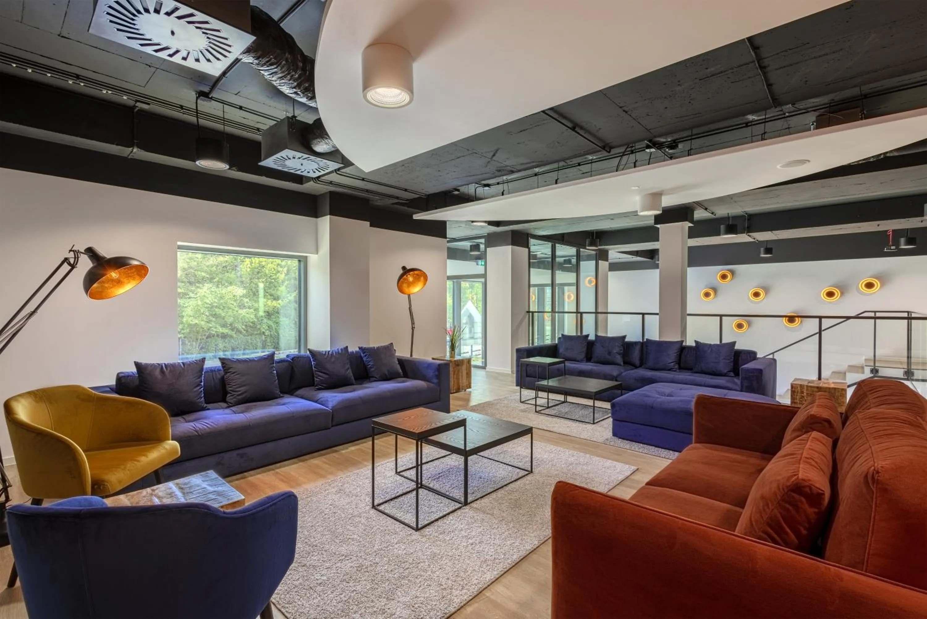 Seating area in Campanile Warszawa Północ