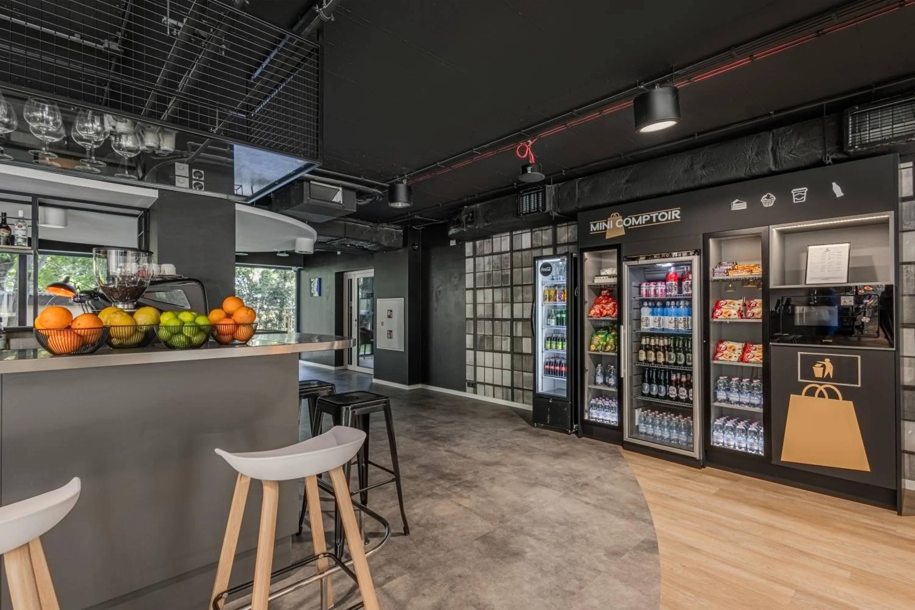 Lobby or reception in Campanile Warszawa Północ