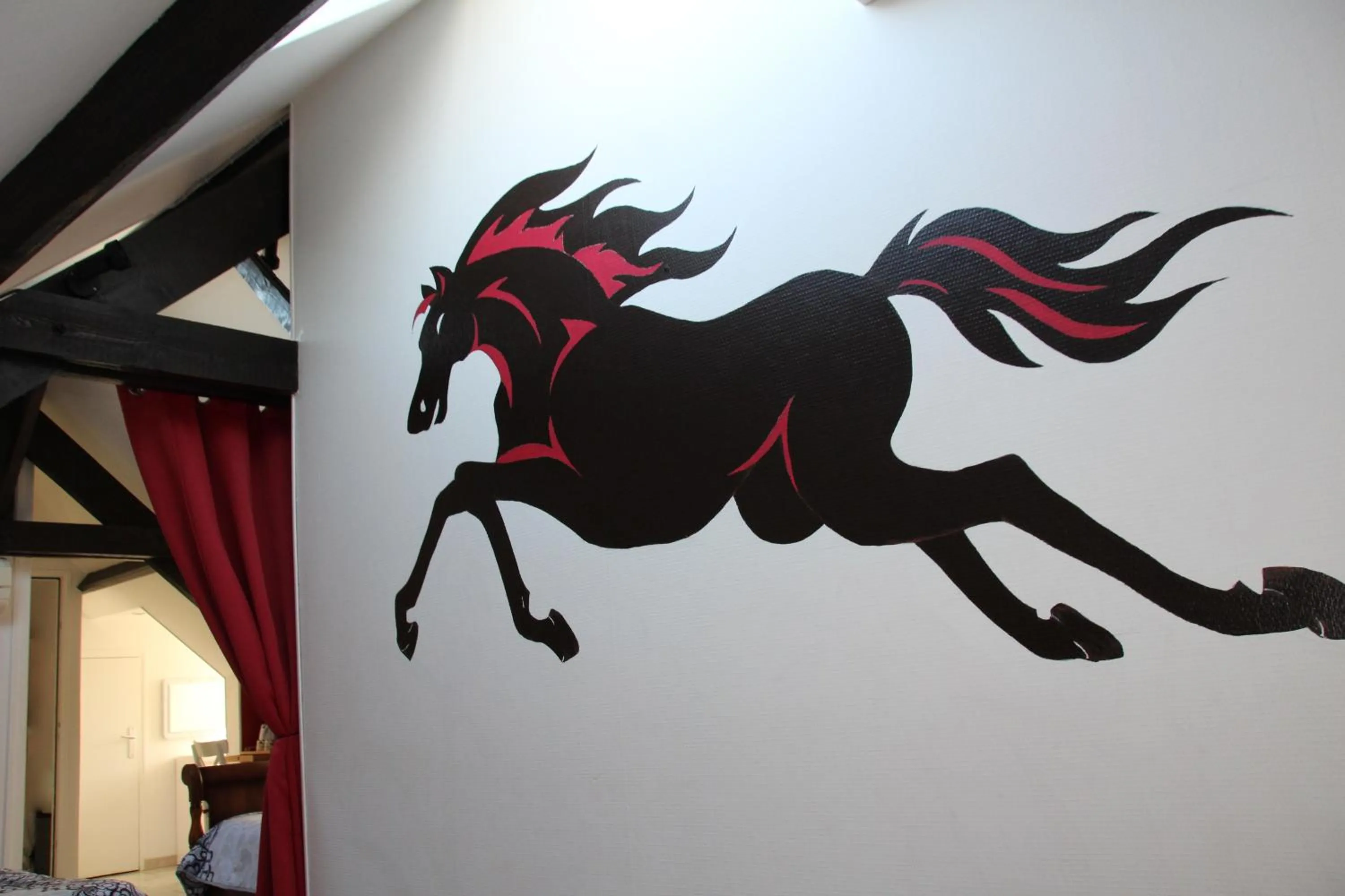 Decorative detail in La Rose des Vents