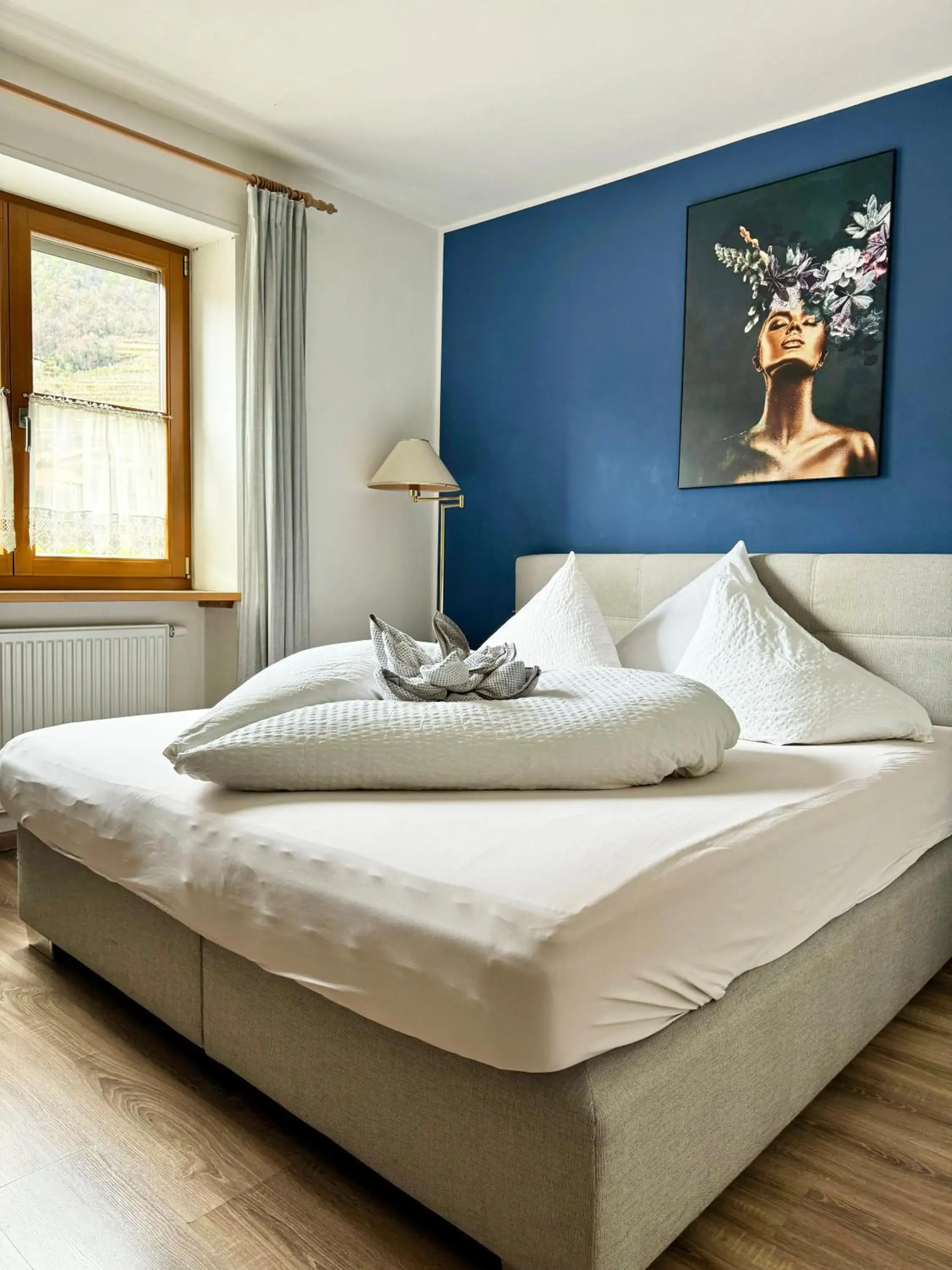 Small Double Room in Hotel Residence MaVie Small Double Room in Hotel Residence MaVie