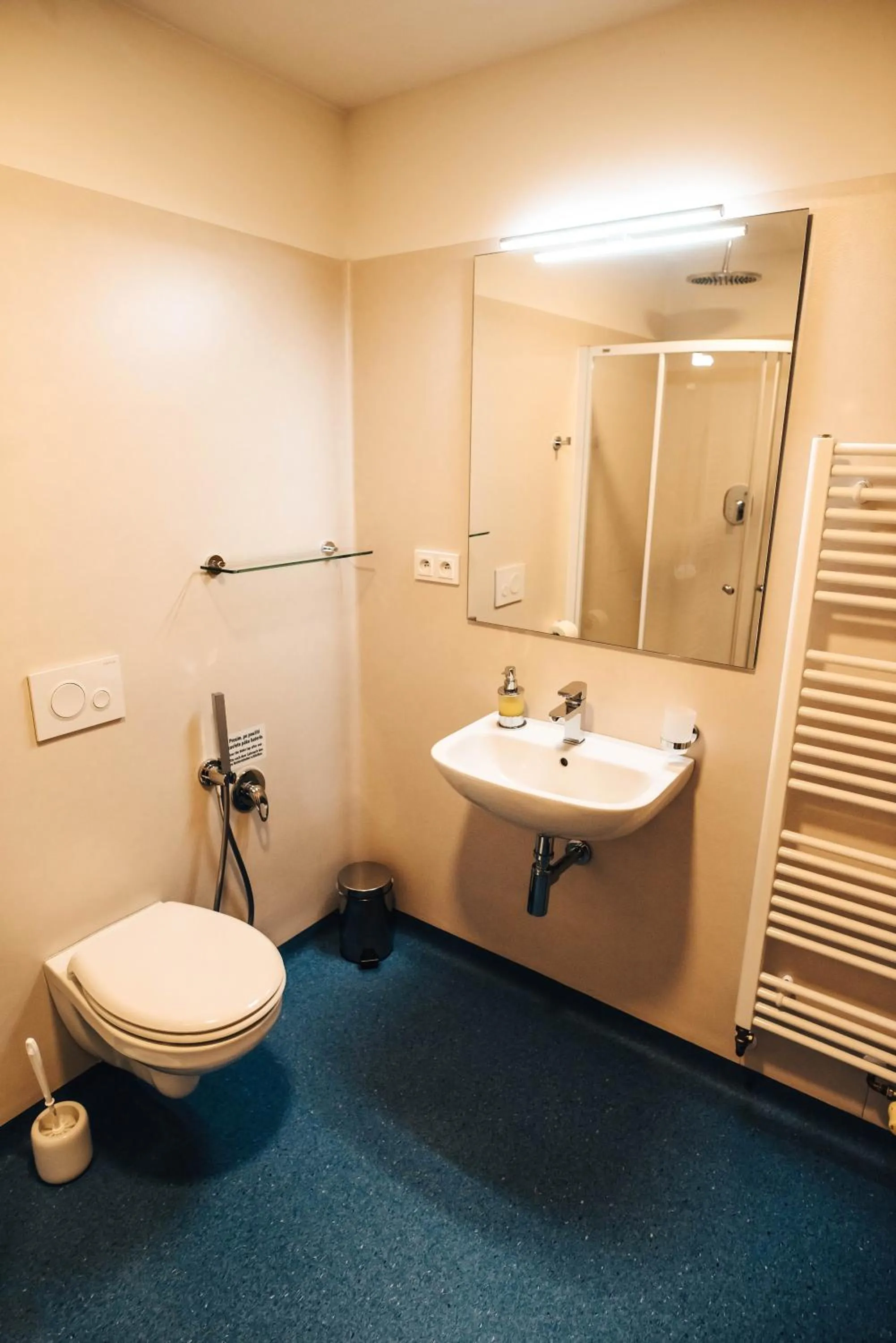 Toilet in Hotel Forea