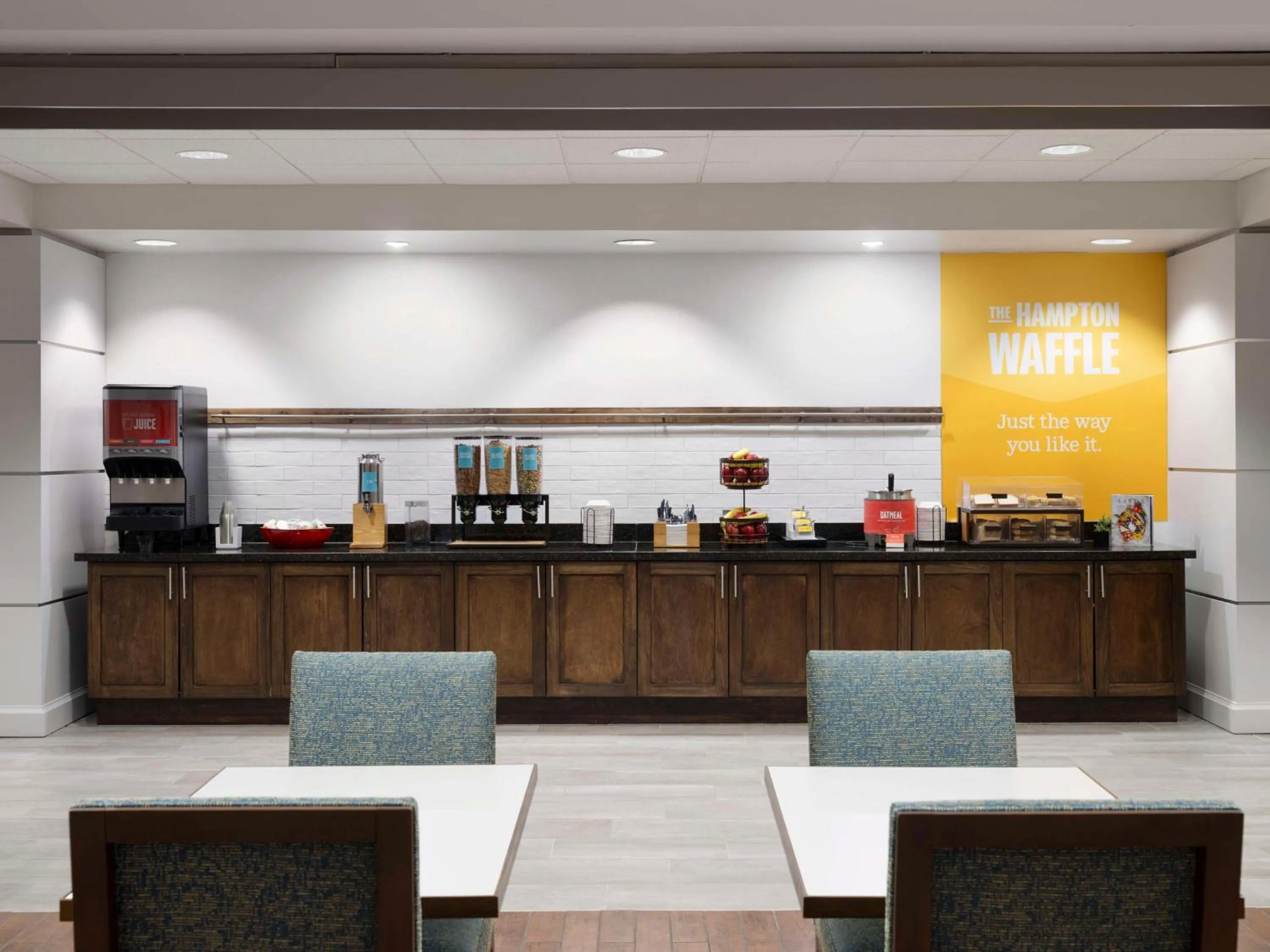 Breakfast in Hampton Inn Houston Near the Galleria