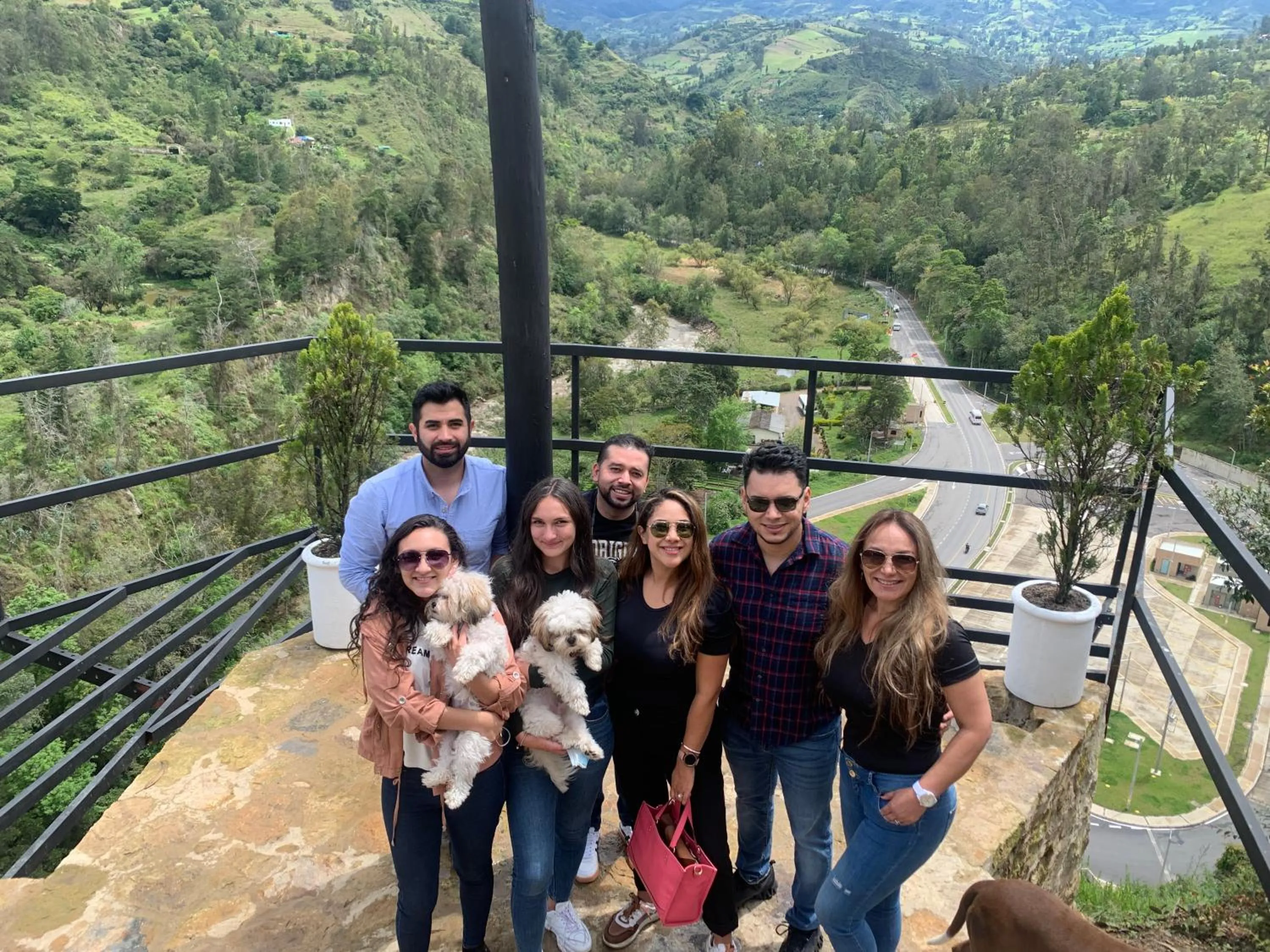 People in Hotel Campestre mirador CaloPala