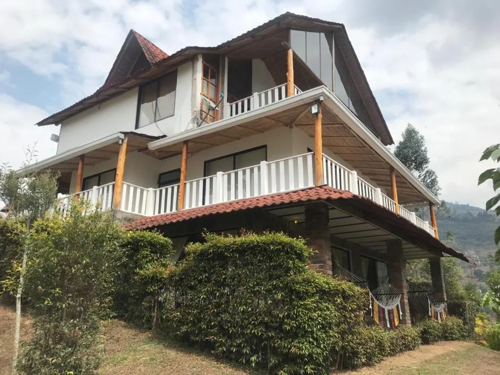 Property building in Hotel Campestre mirador CaloPala