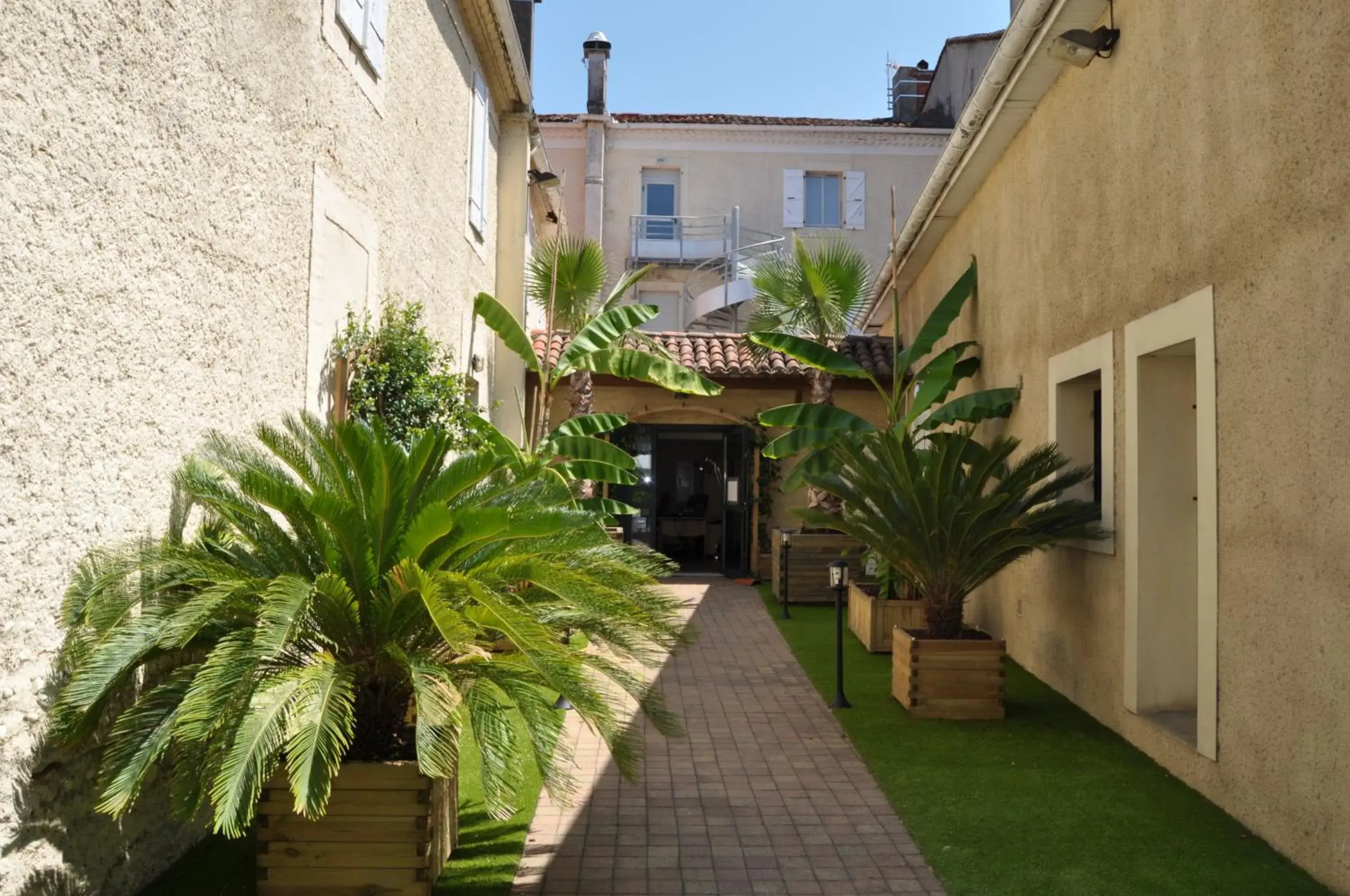 Facade/entrance in Hôtel Le Loft Facade/entrance in Hôtel Le Loft