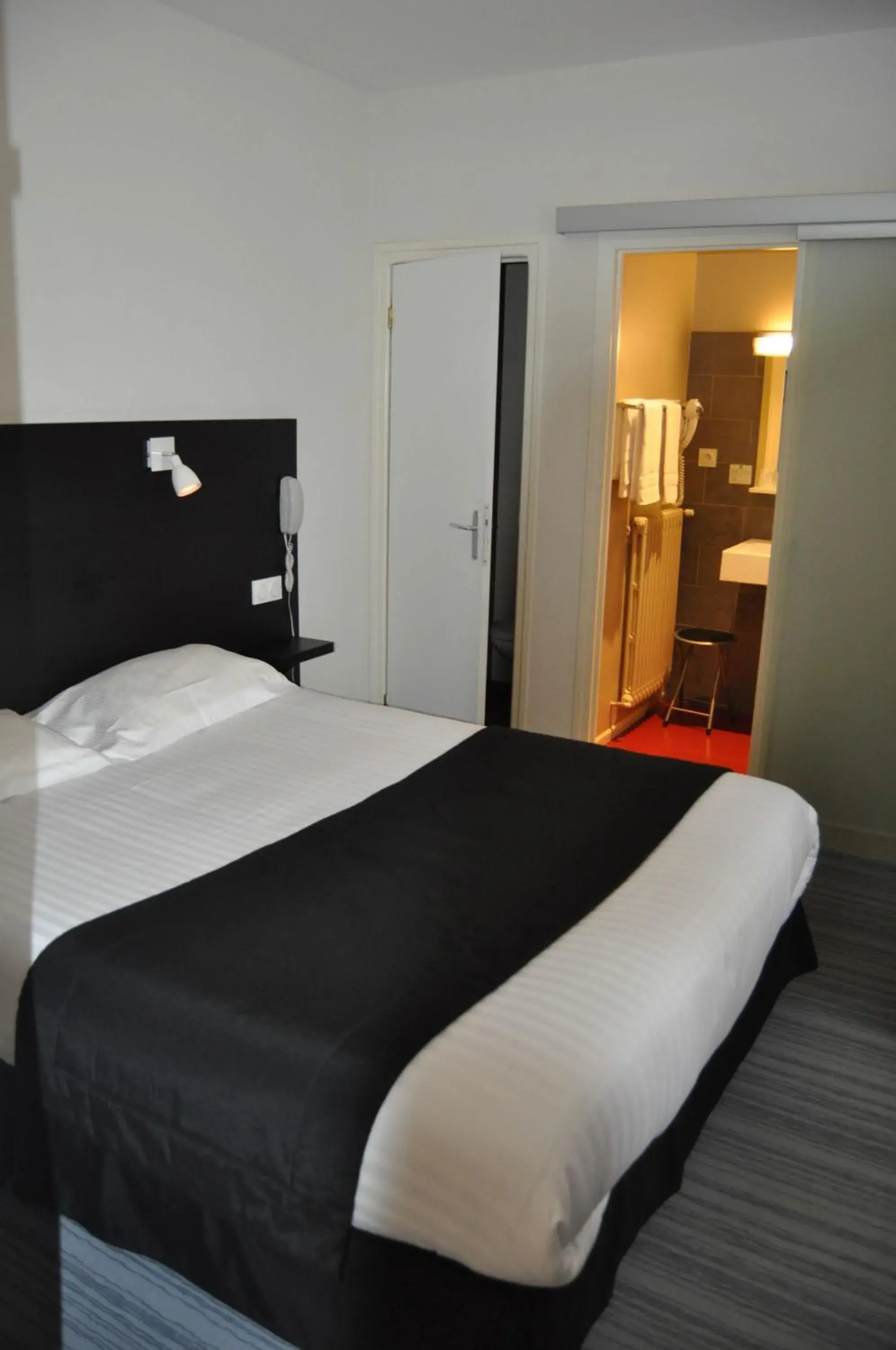 Bed in Hôtel Le Loft Bed in Hôtel Le Loft