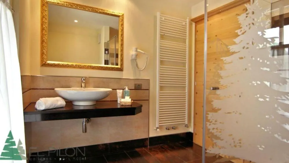 Bathroom in Hotel El Pilon