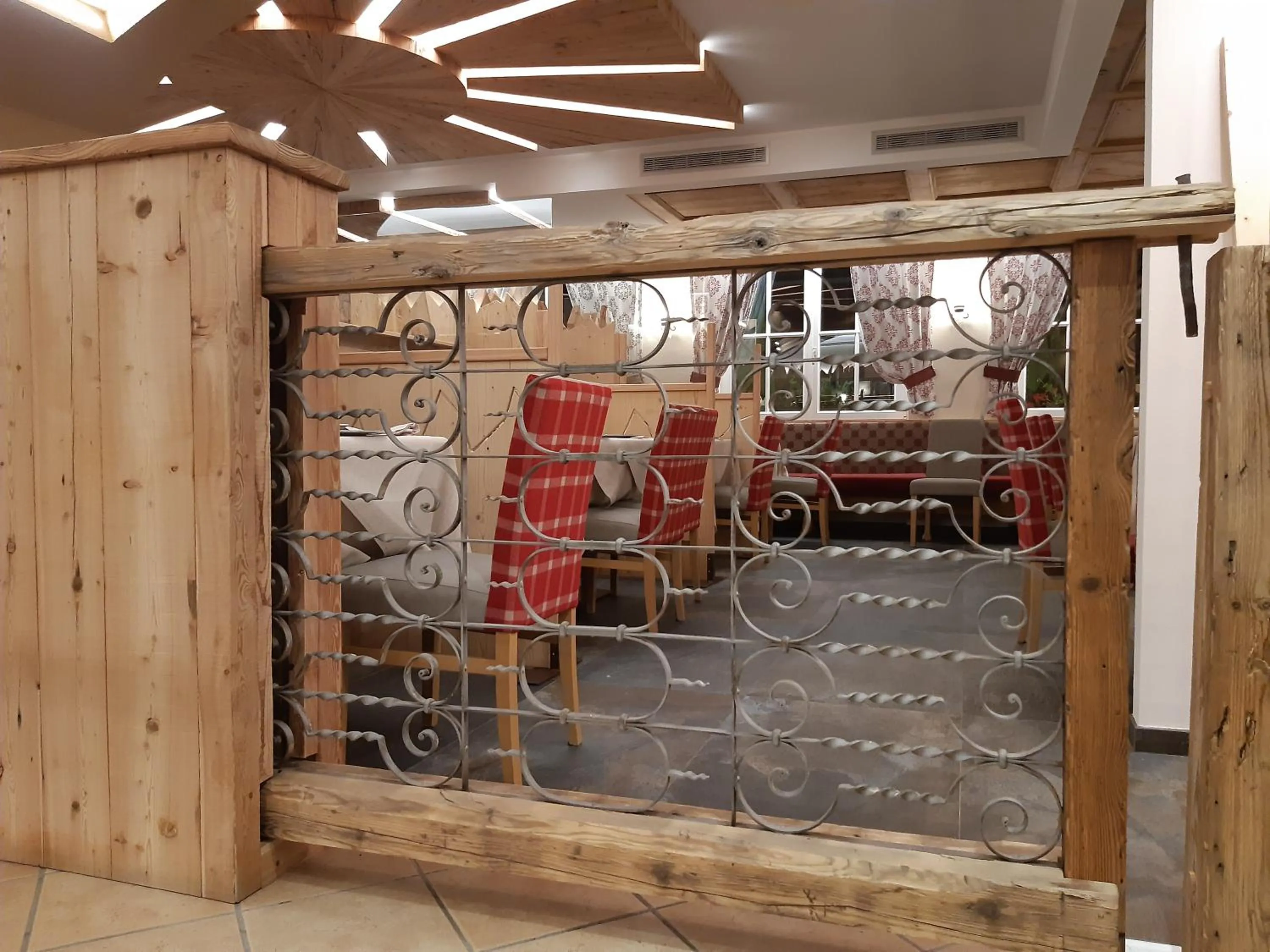 Restaurant/places to eat in Hotel El Pilon