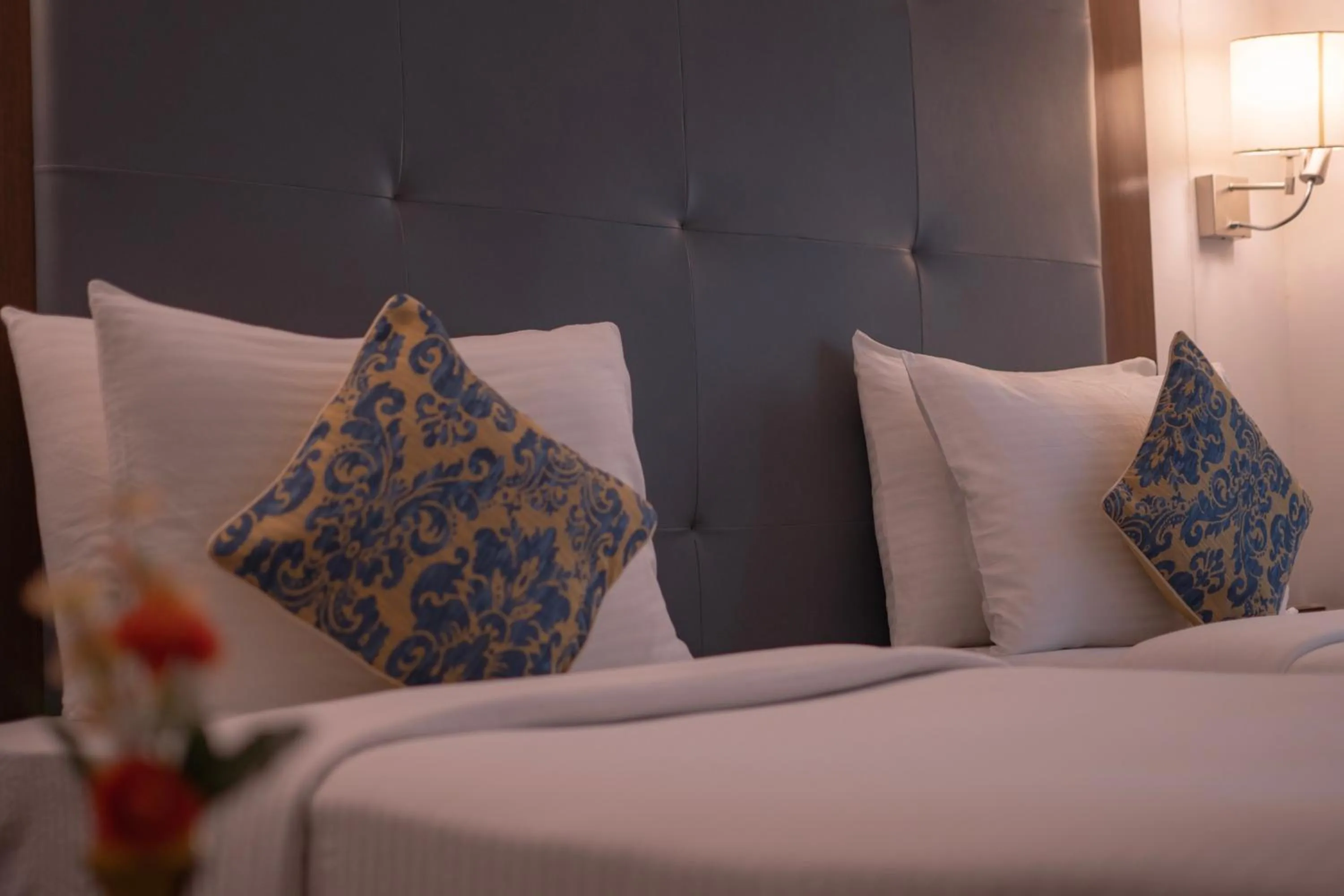 Bed in Hotel Clarks Collection Bhavnagar